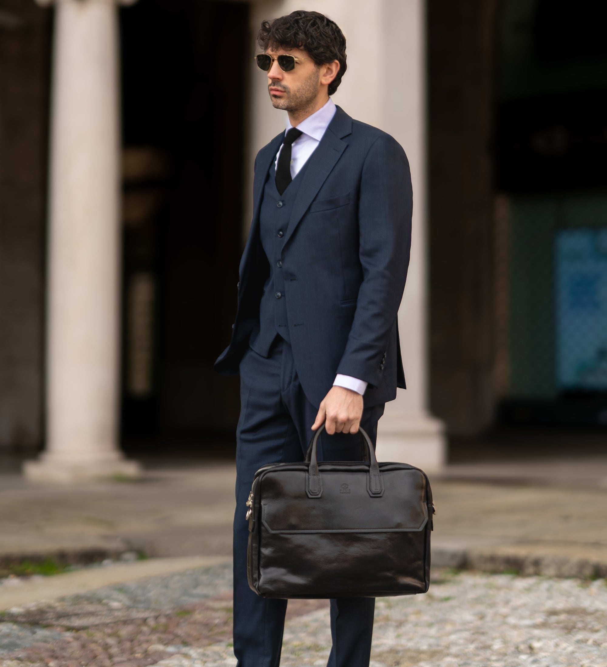 Bolso para portátil/maletín de cuero grande: Nostromo