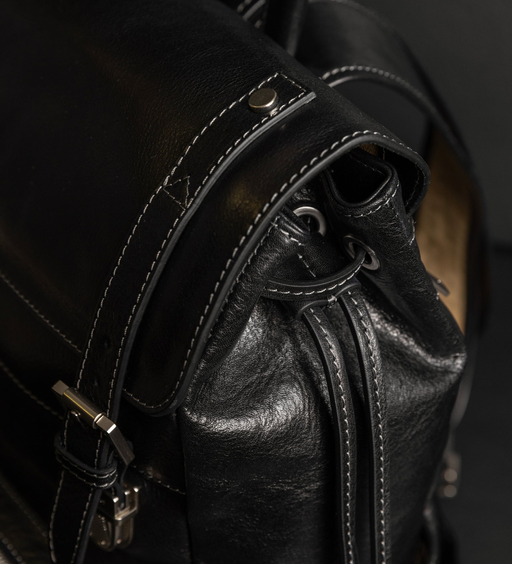 Mochila de cuero: The Good Earth