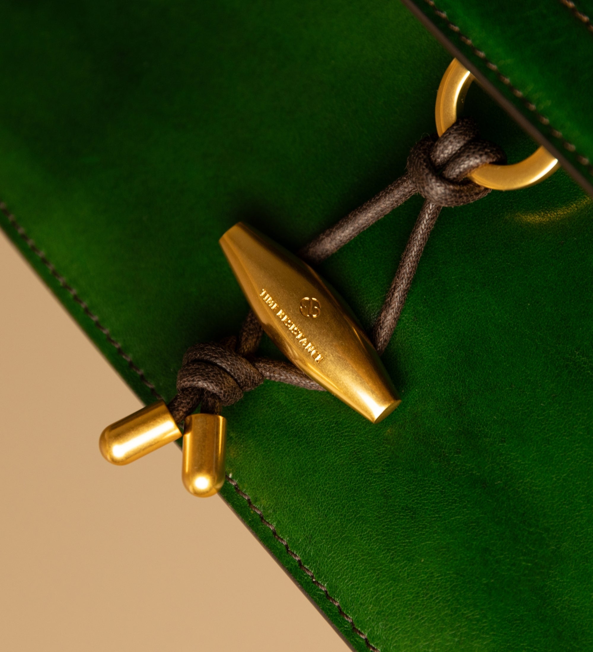 Bolso de cuero con solapa para mujer: Possession