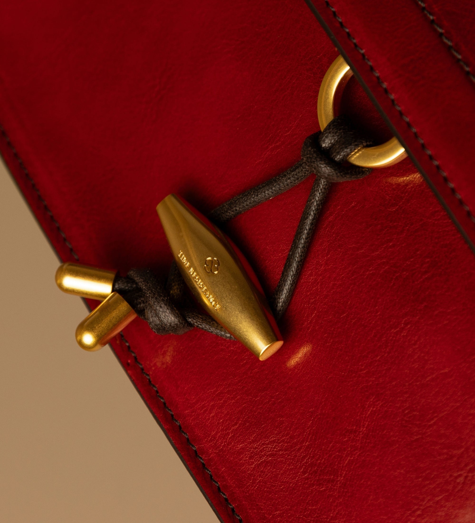 Bolso de cuero con solapa para mujer: Possession