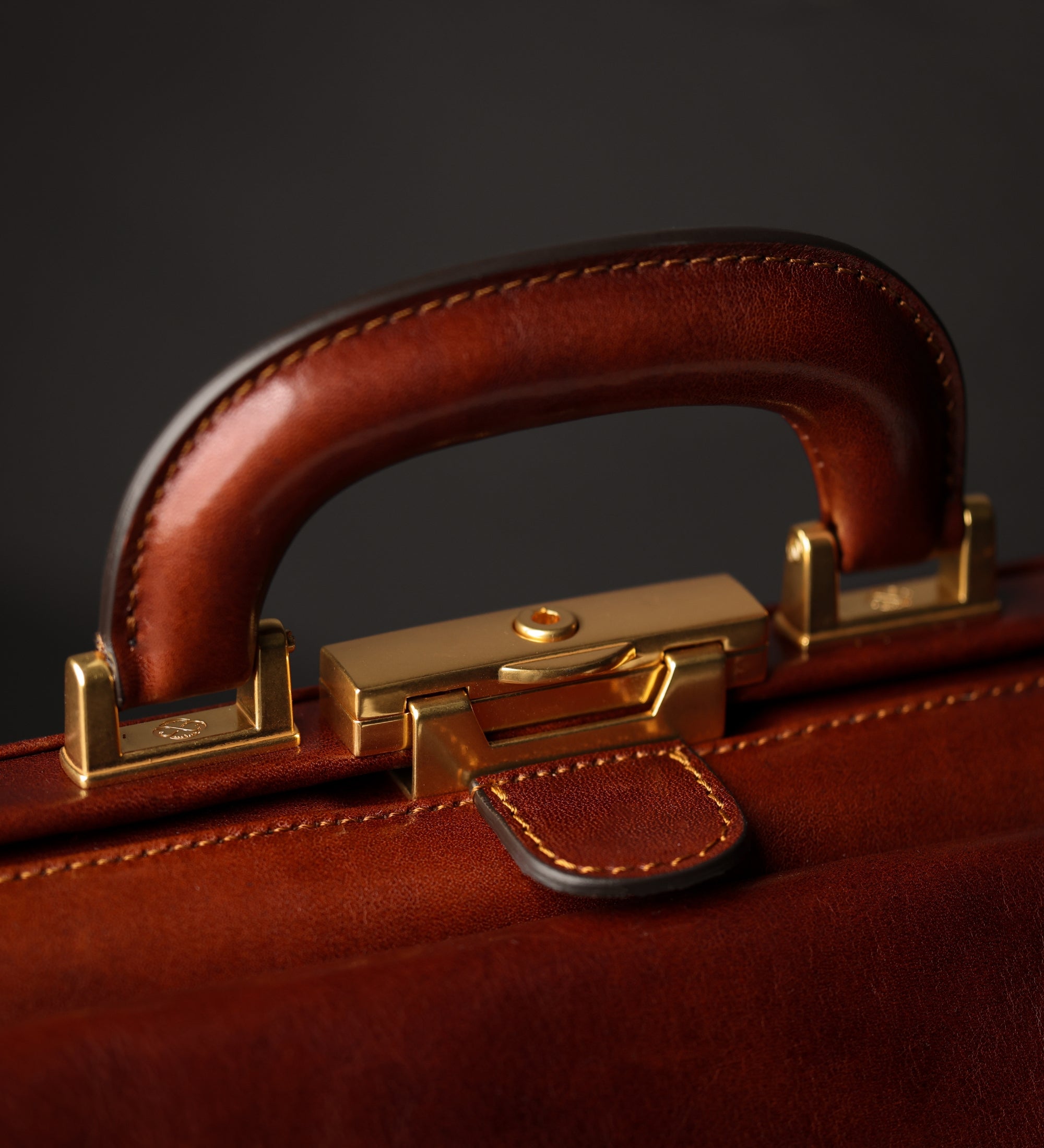 Bolso de médico de cuero italiano grande: The Master and Margarita