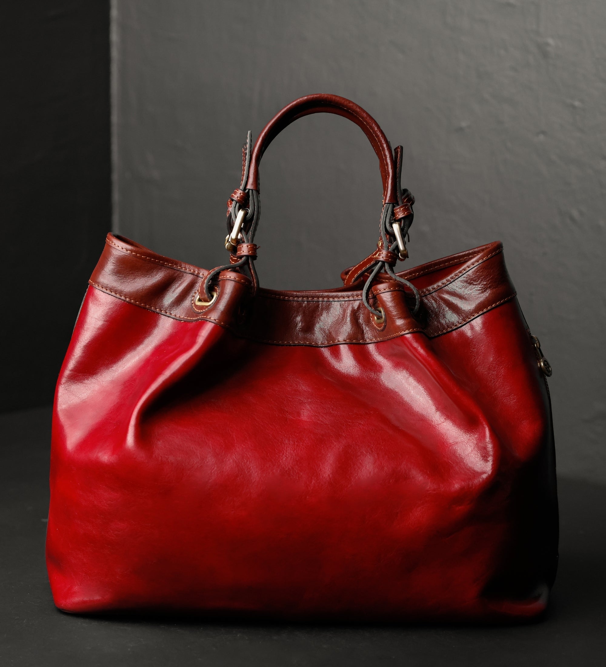Bolso tote/bolso de mano de cuero para mujer: The Betrothed