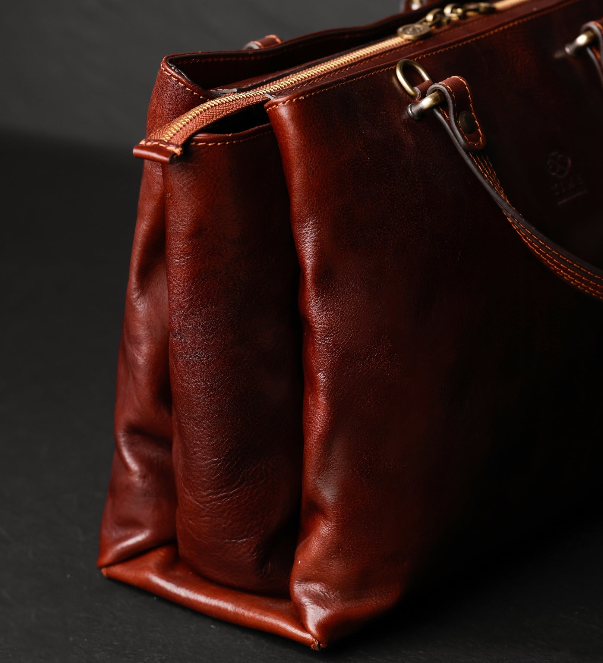 Bolso de hombro, bolso tote de cuero para mujer: The Scarlet Letter