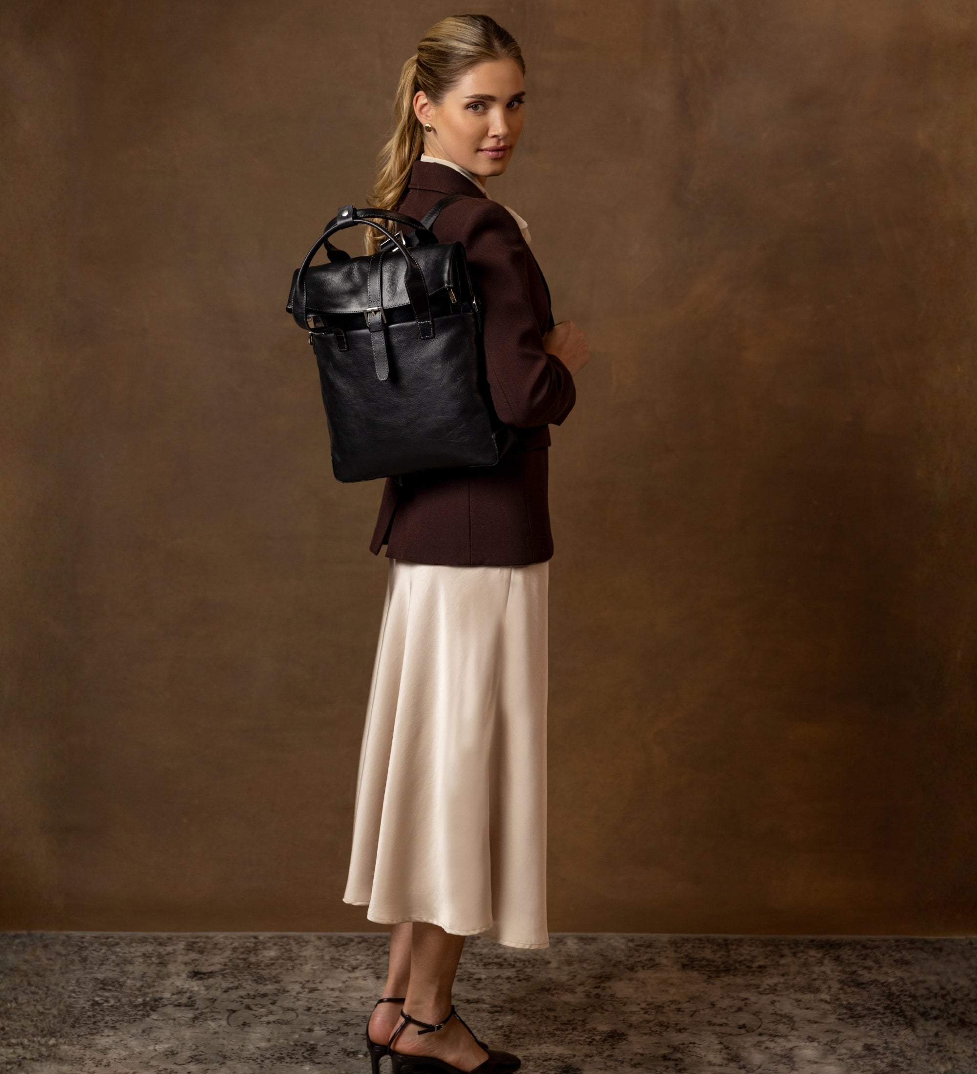 Bolso de hombro/mochila de cuero convertible para mujer: The Awakening