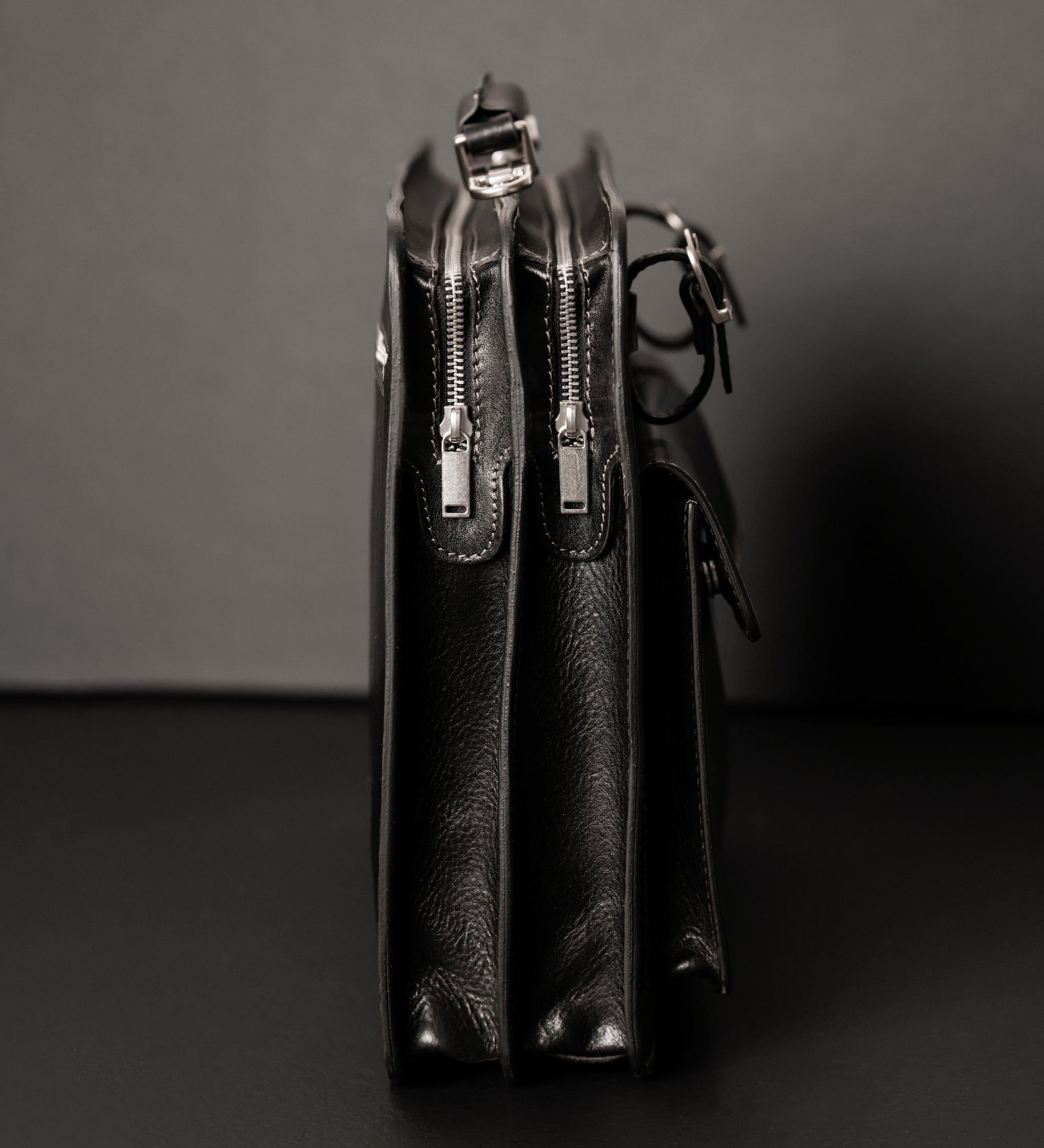 Maletín, bolso tipo satchel de cuero: The Prophet