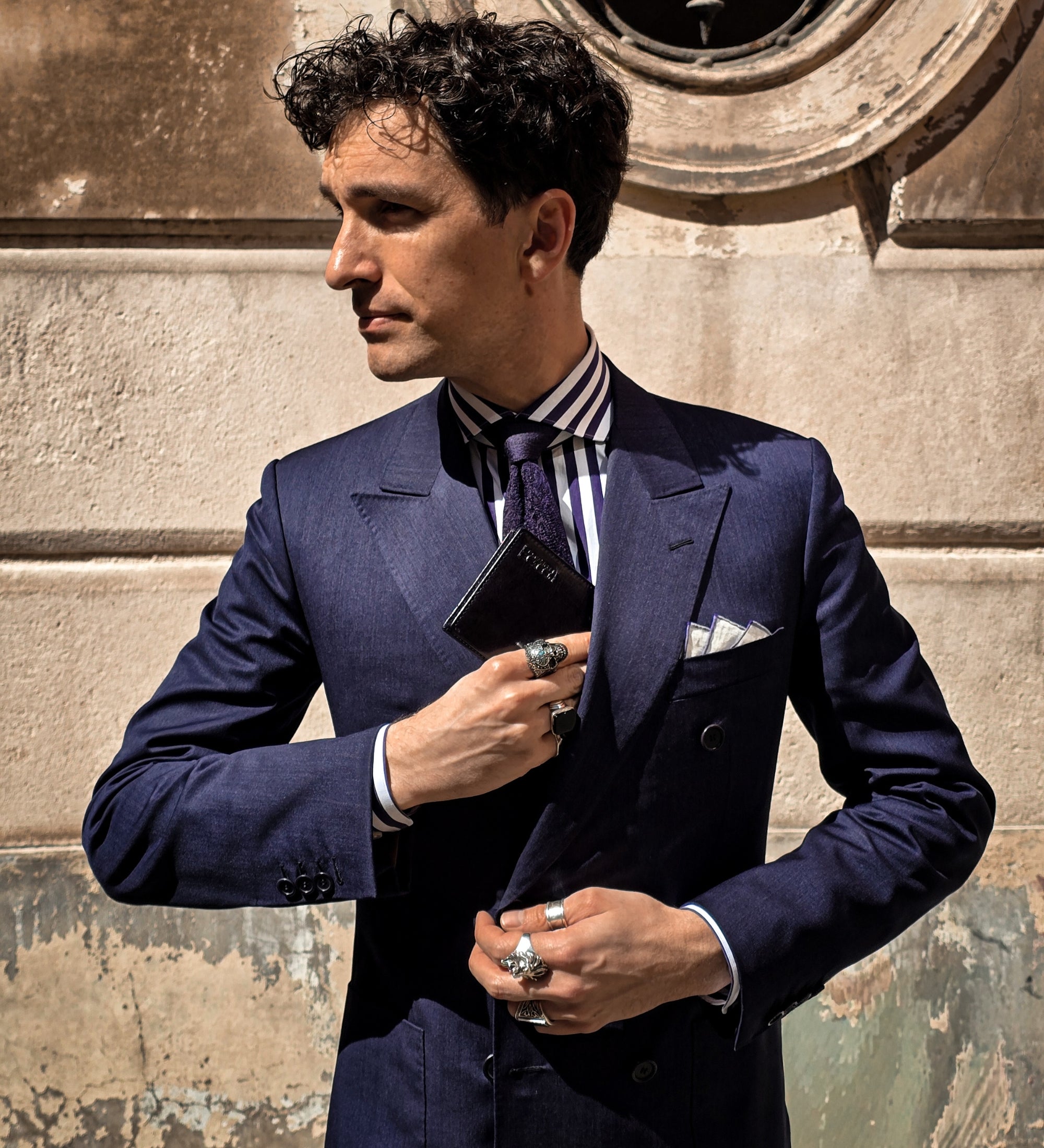Cartera con Clip de Cuero - The Outsider