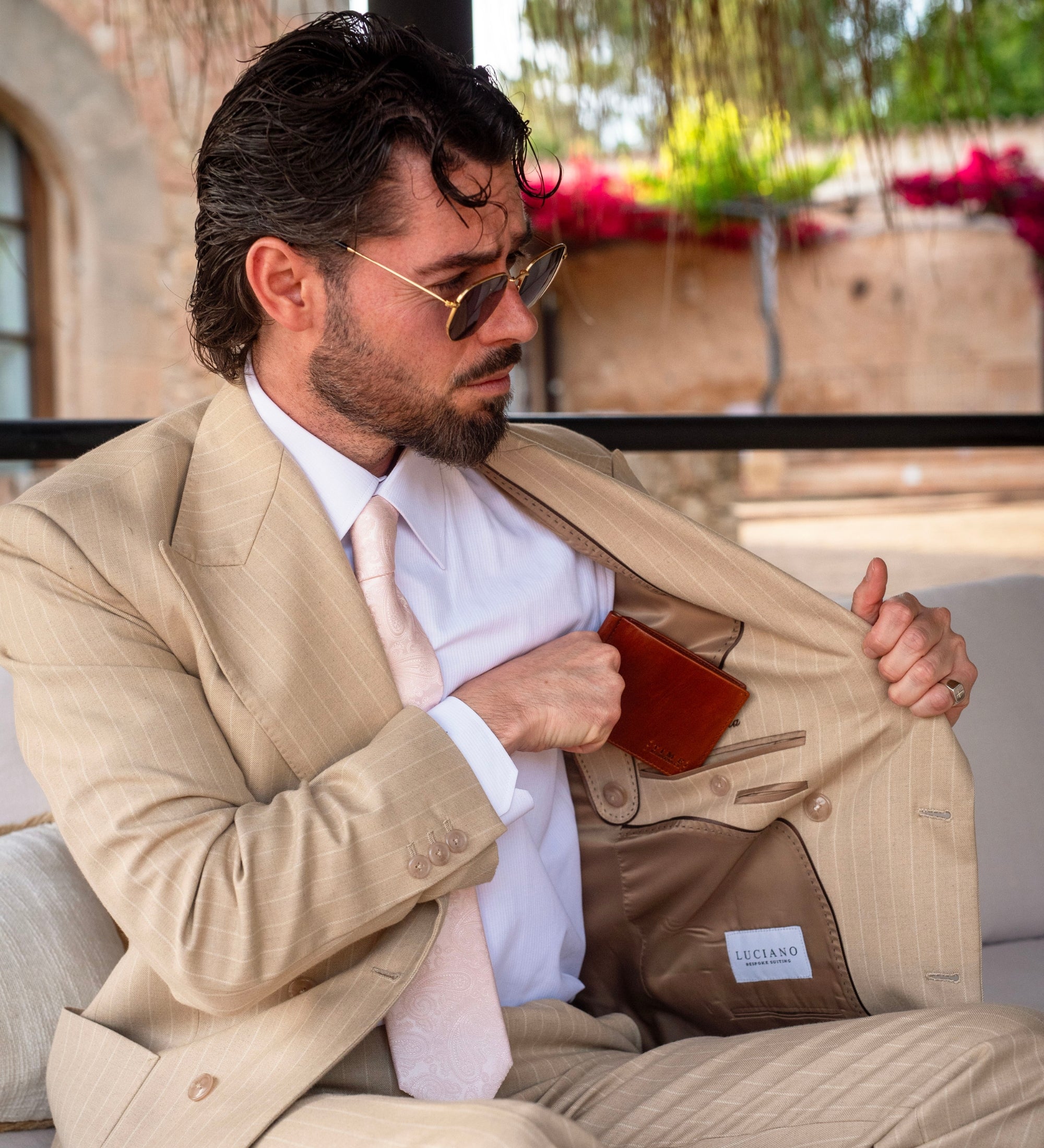 Cartera con Clip de Cuero - The Outsider