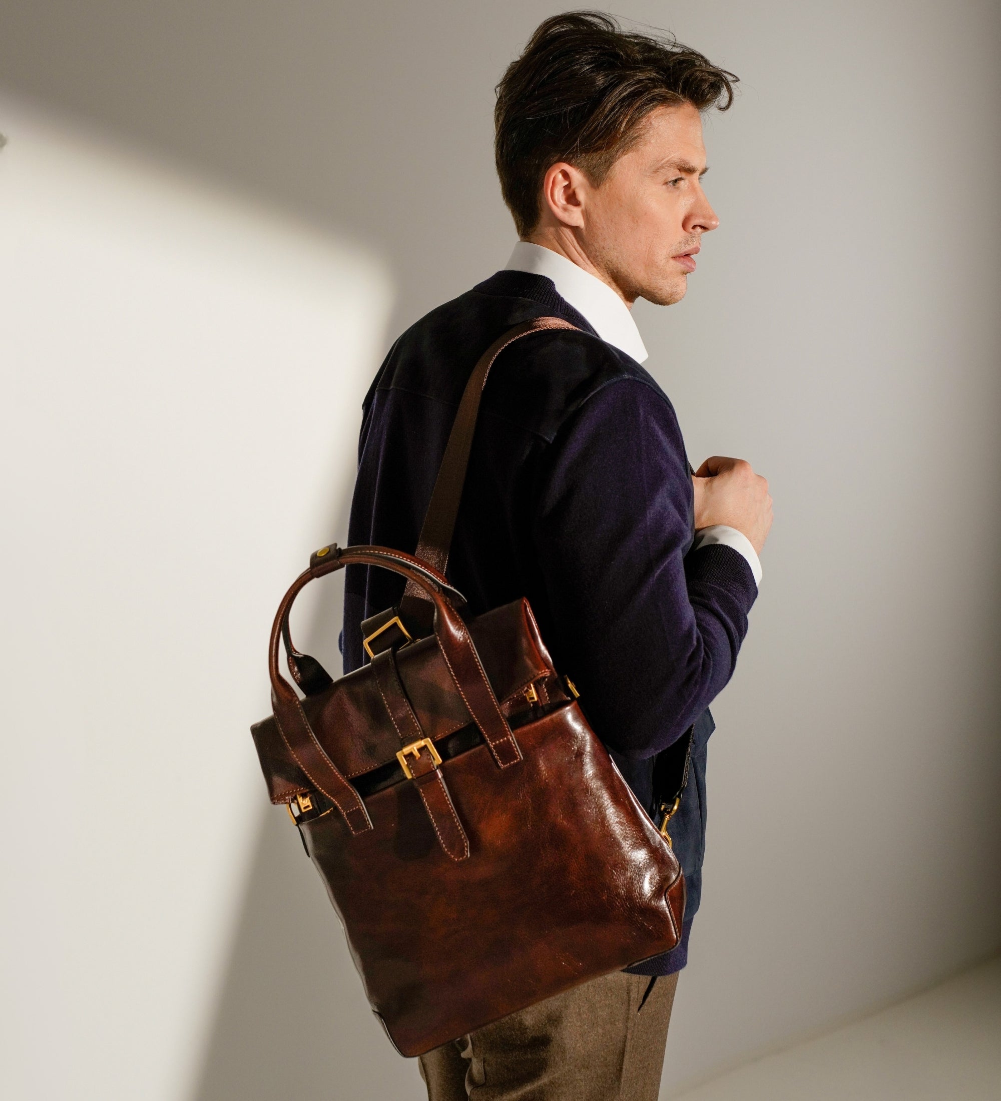 Mochila convertible de cuero: The Awakening