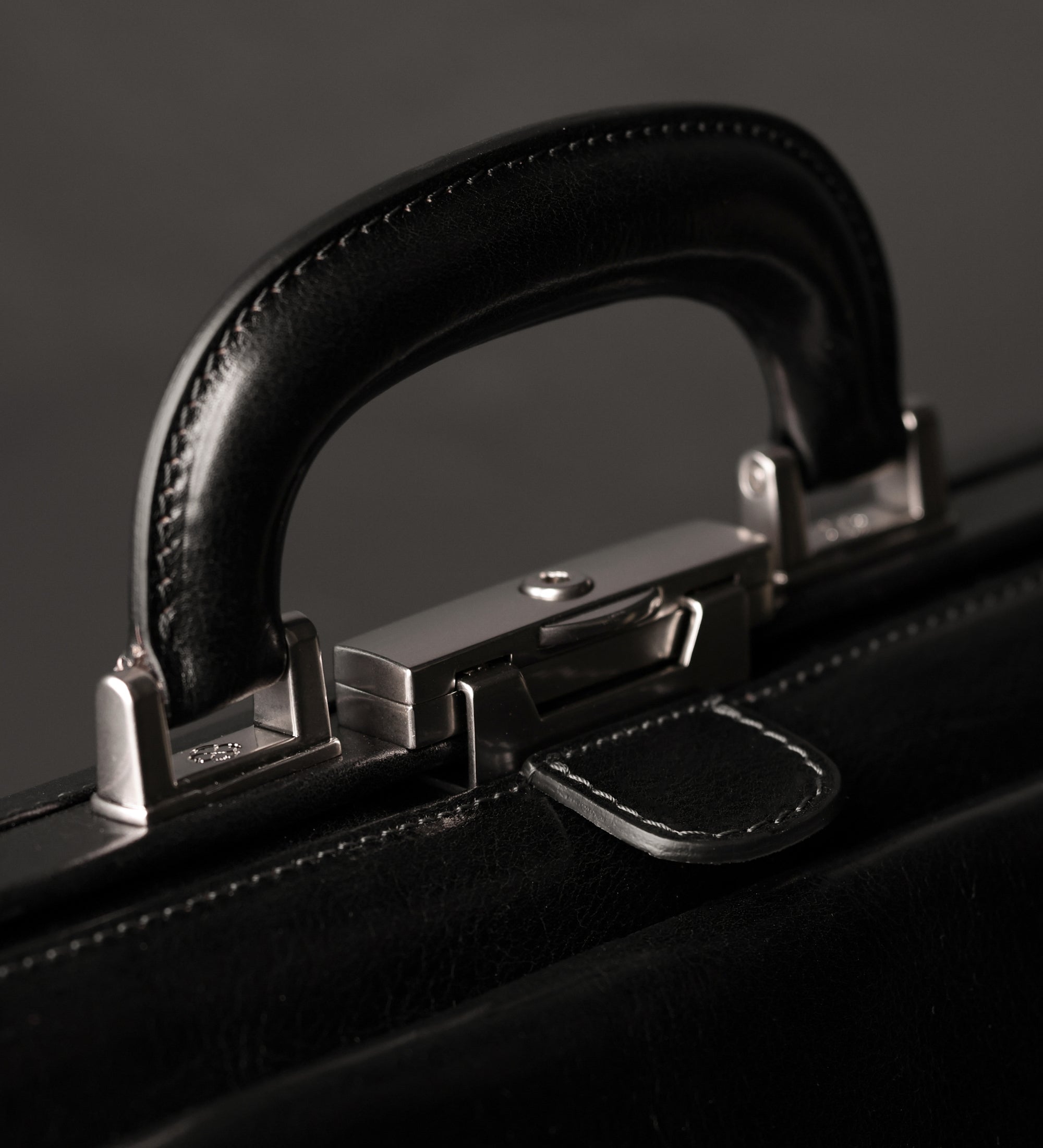 Bolso de médico de cuero italiano grande: The Master and Margarita