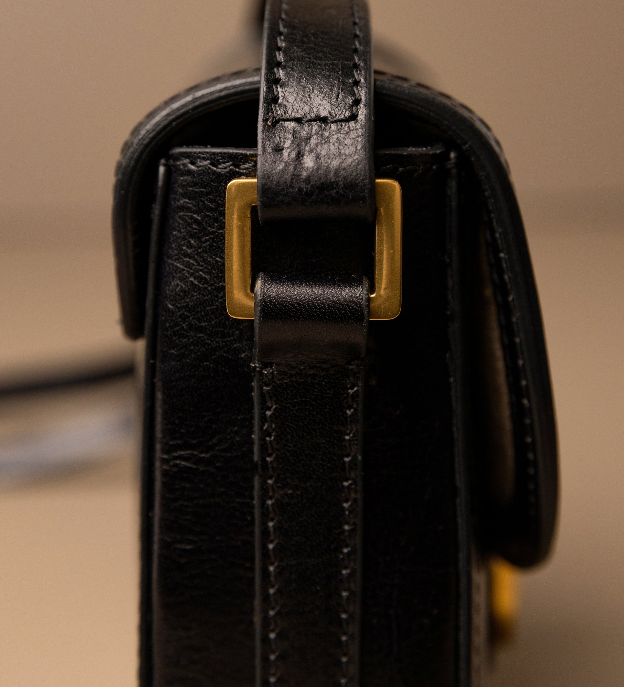 Bolso bandolera saddle de cuero para mujer: Villette