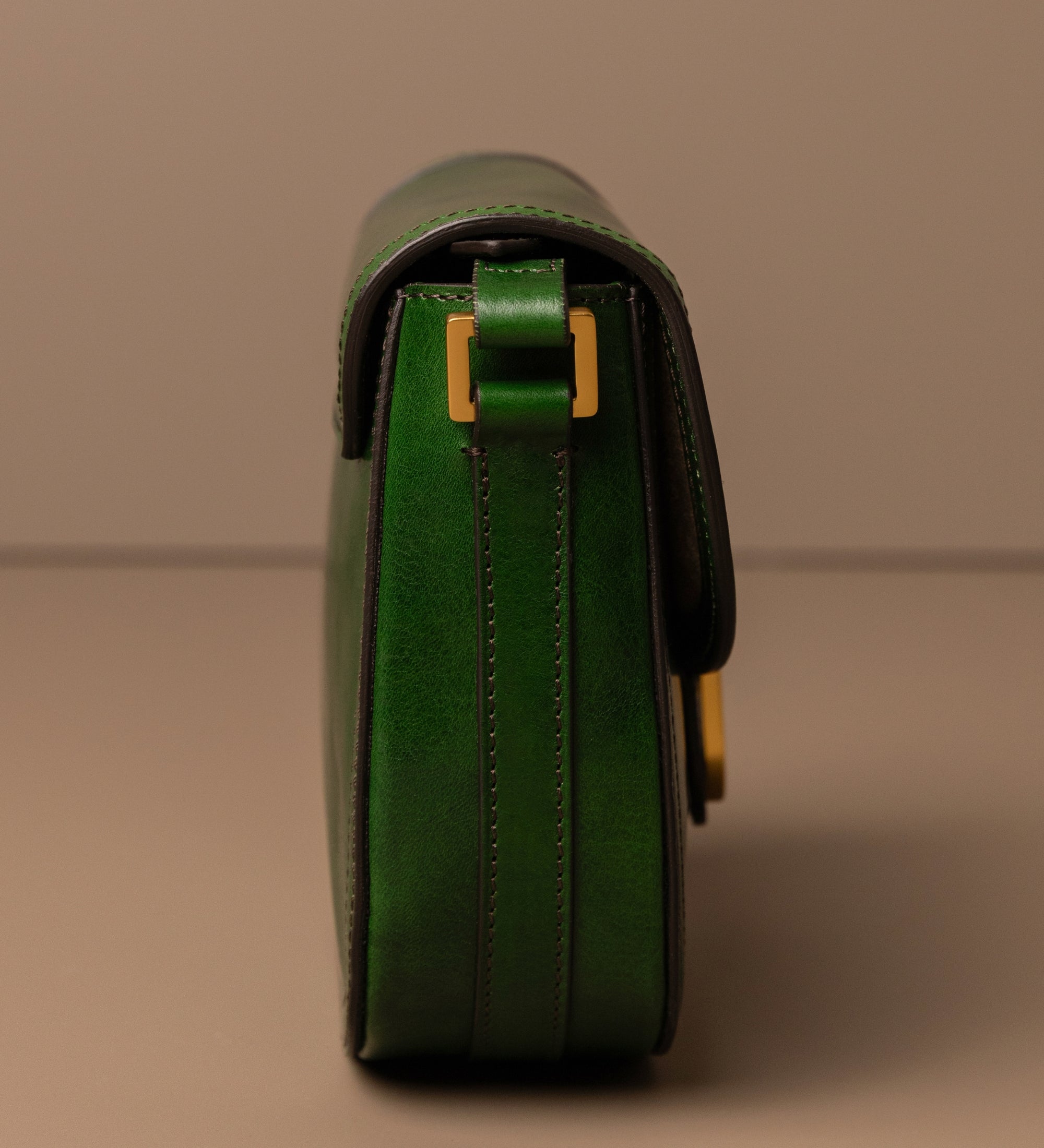 Bolso bandolera saddle de cuero para mujer: Villette