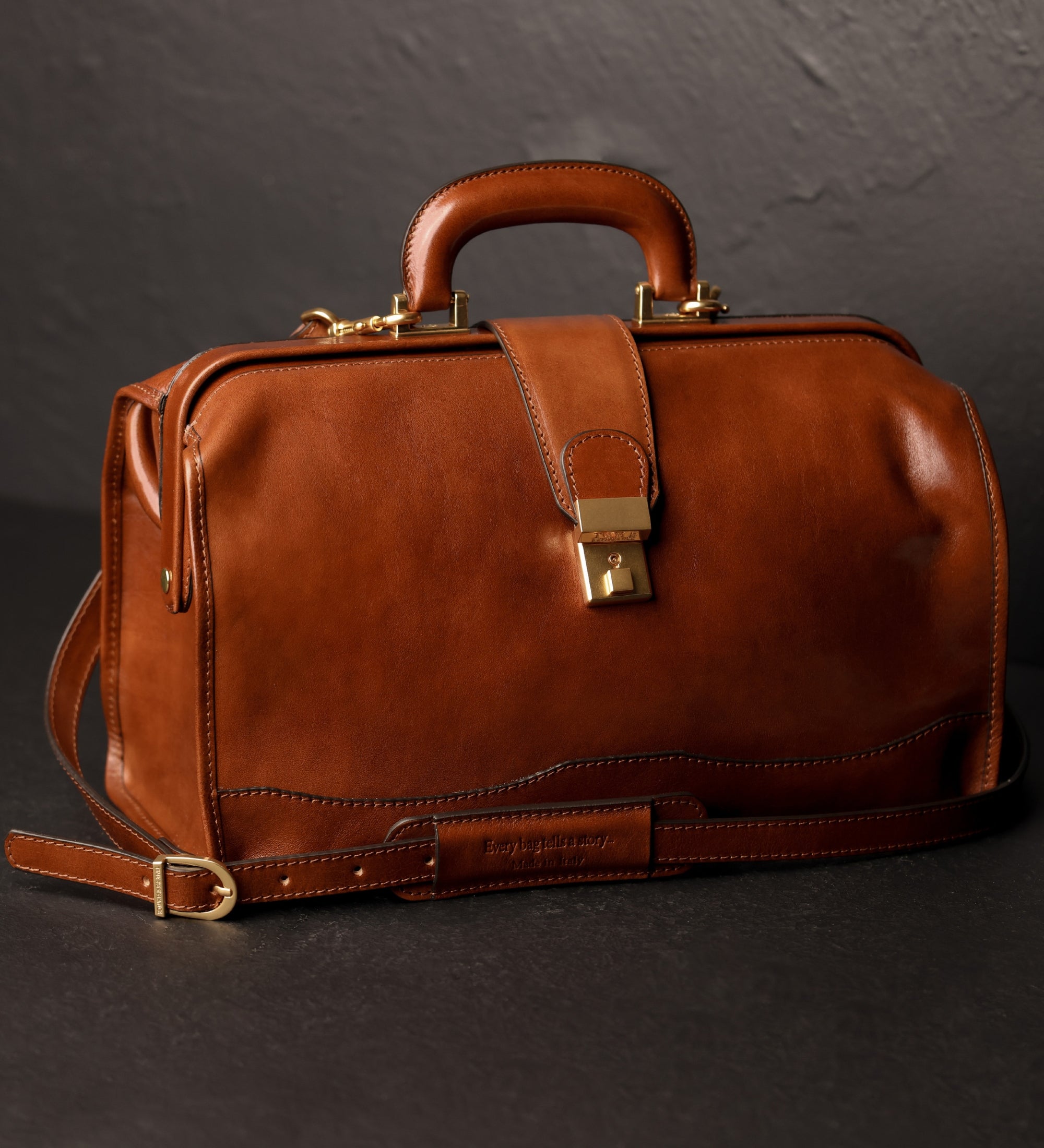 Bolso de médico de cuero pequeño: David Copperfield