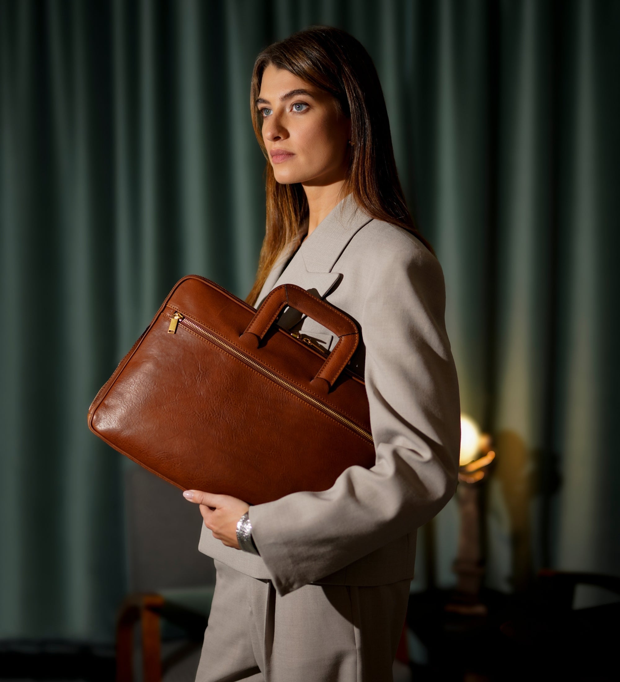 Bolso para portátil/maletín de cuero para mujer: Brave New World