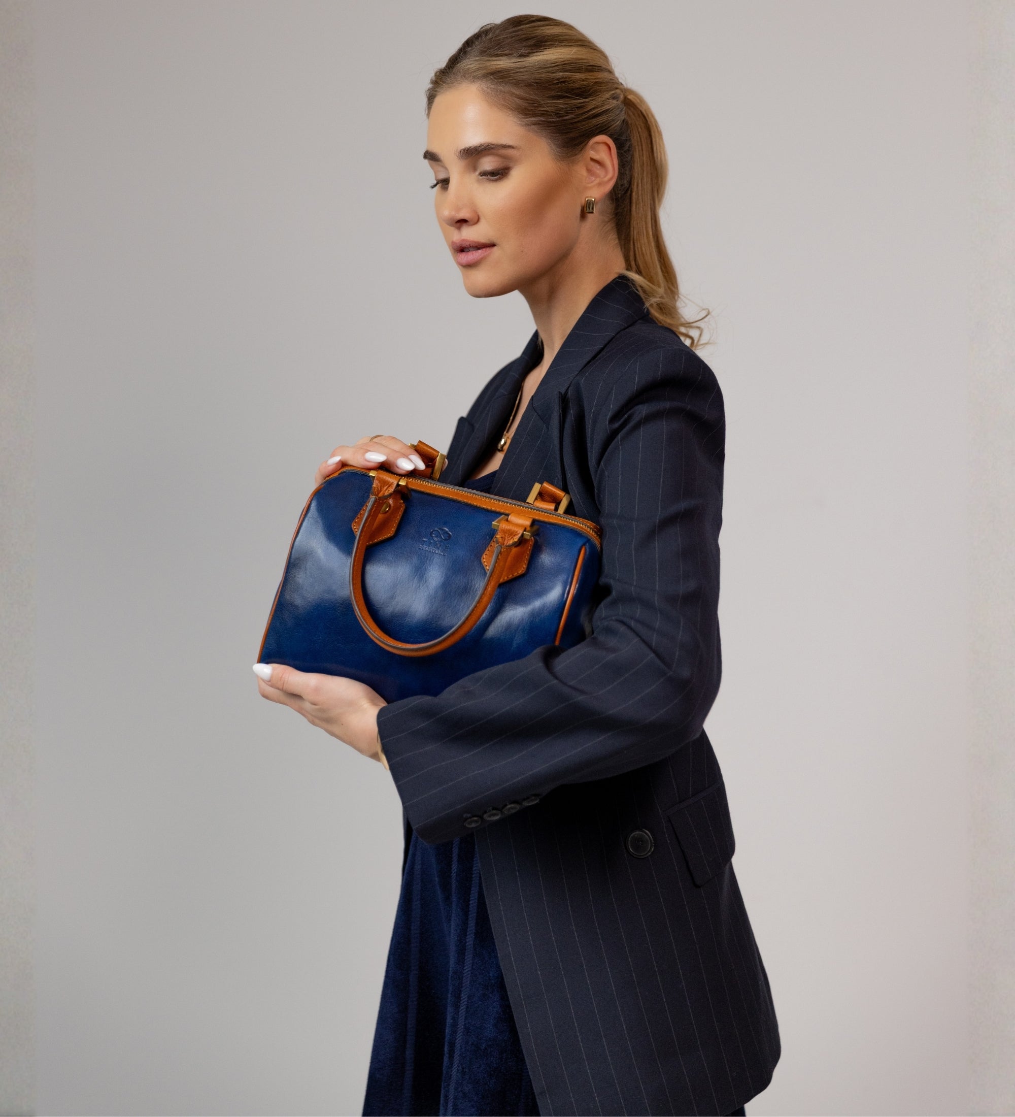 Bolso de mano/barrel bag de cuero para mujer: Little Dorrit