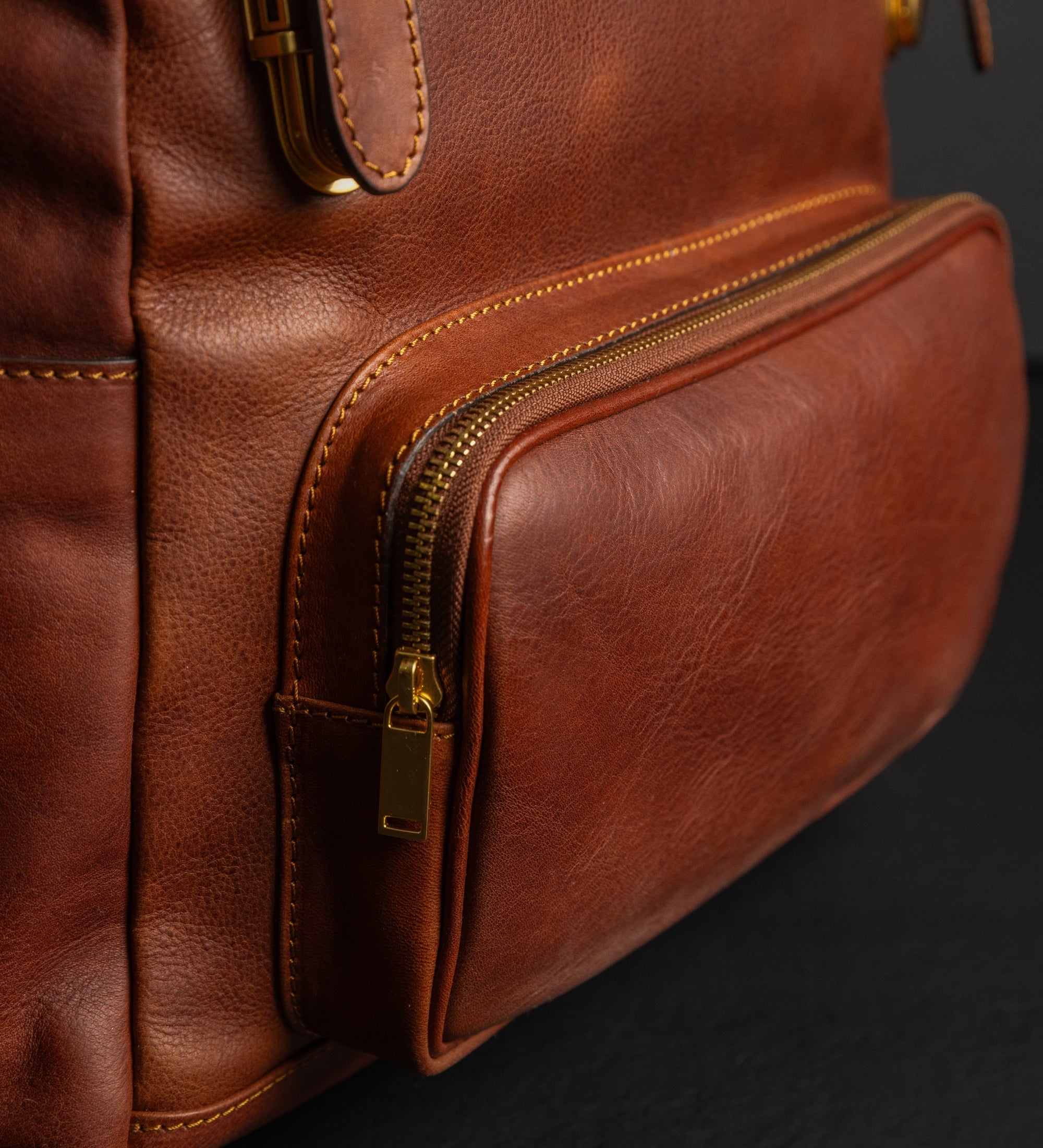Mochila de cuero: The Good Earth