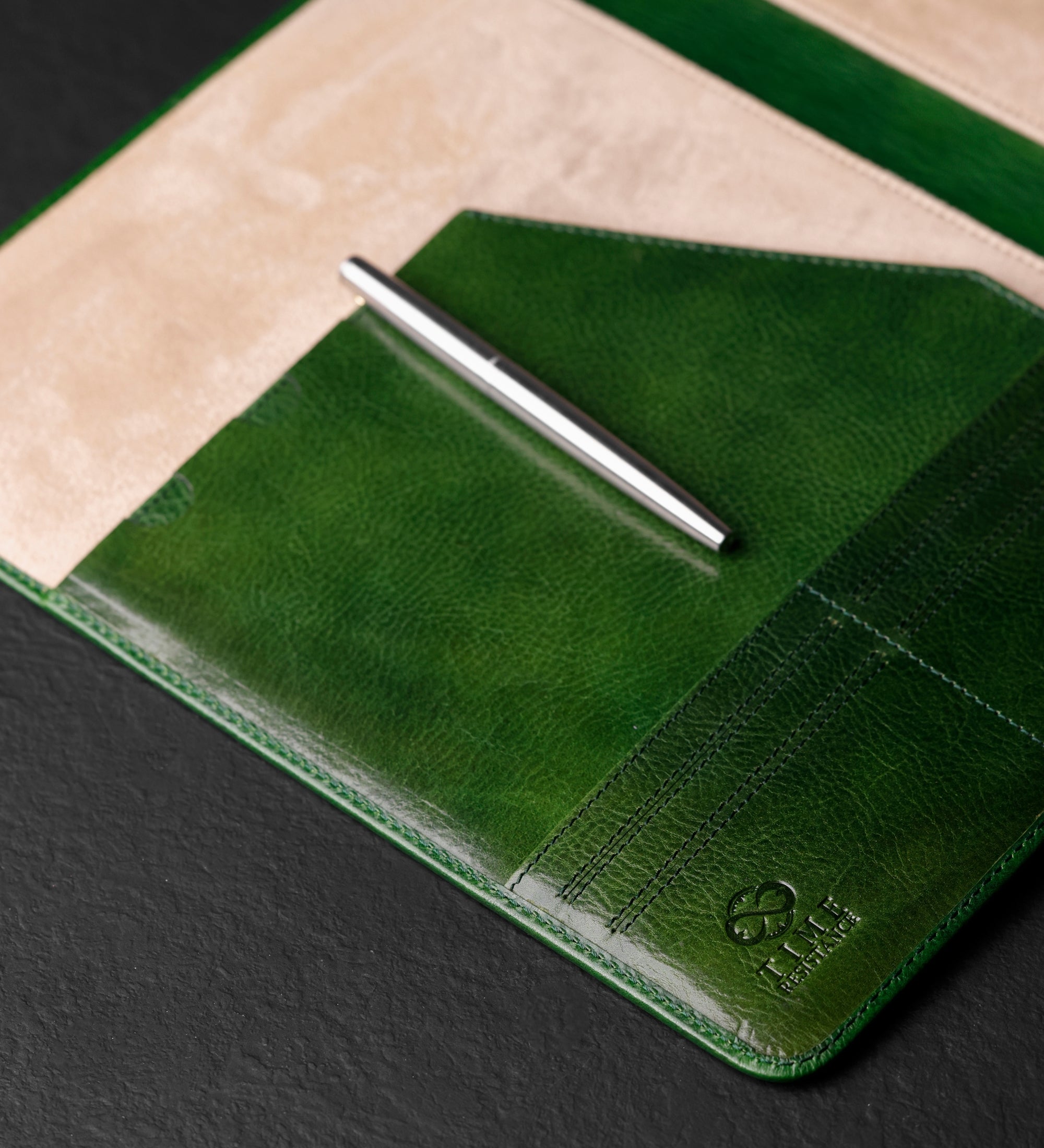 Portadocumentos de cuero para mujer: Something Fresh