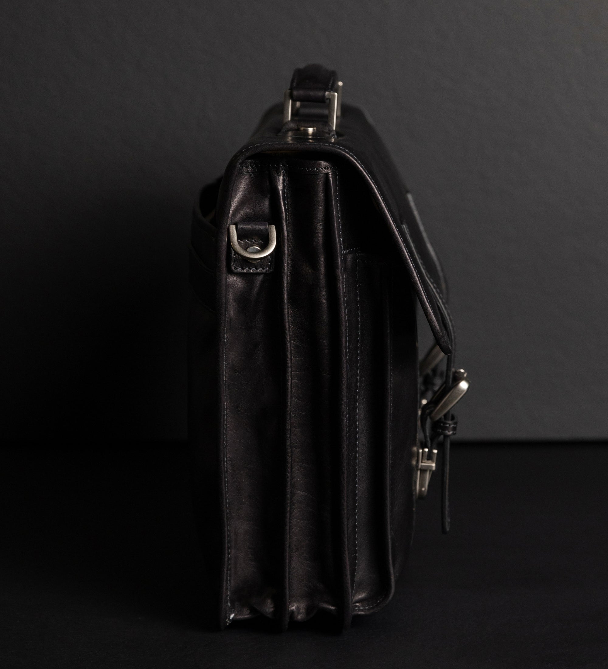 Bolso tipo satchel, maletín de cuero: The Time Machine