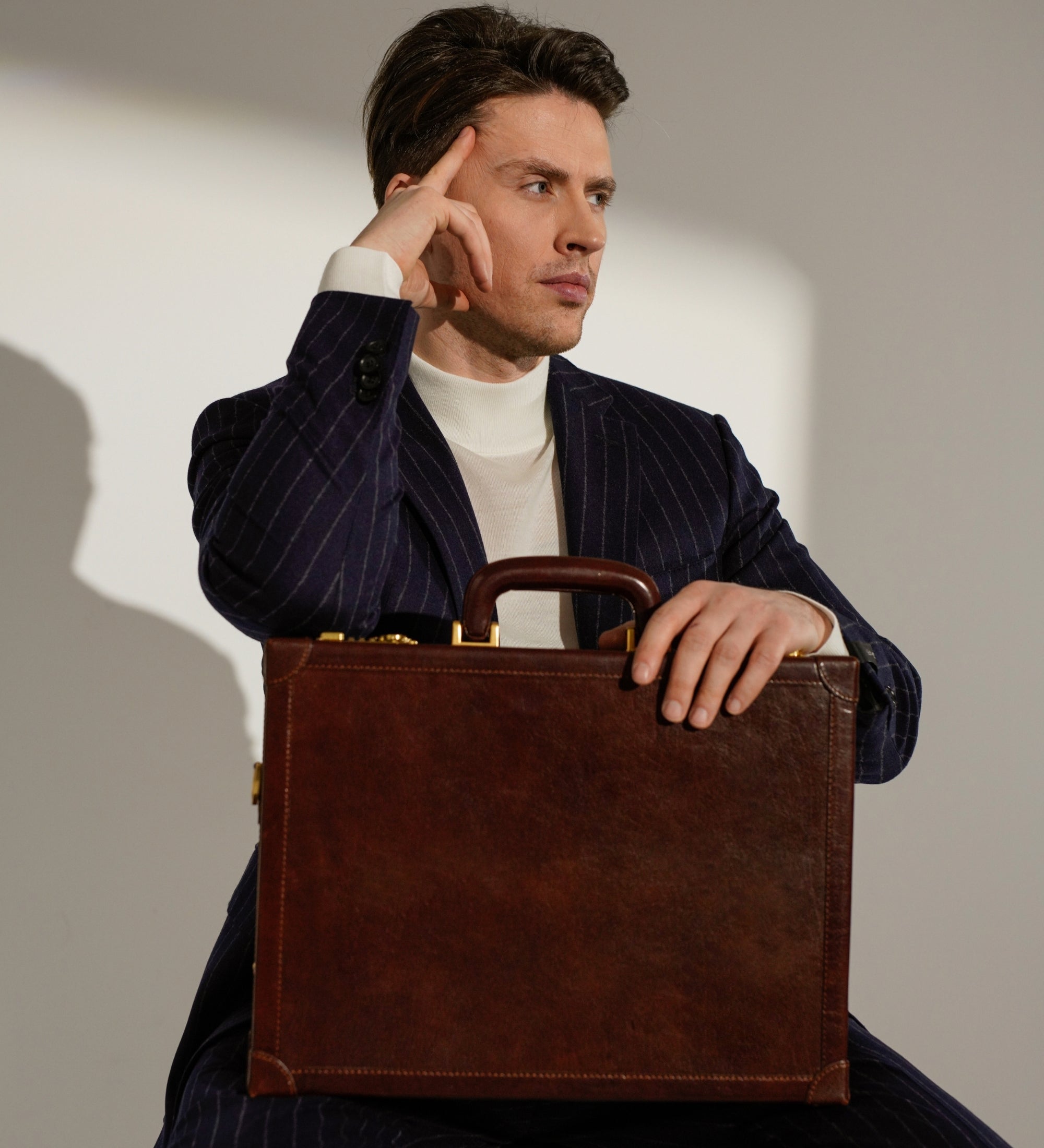 Maletín, maletín ejecutivo de cuero: A Legacy