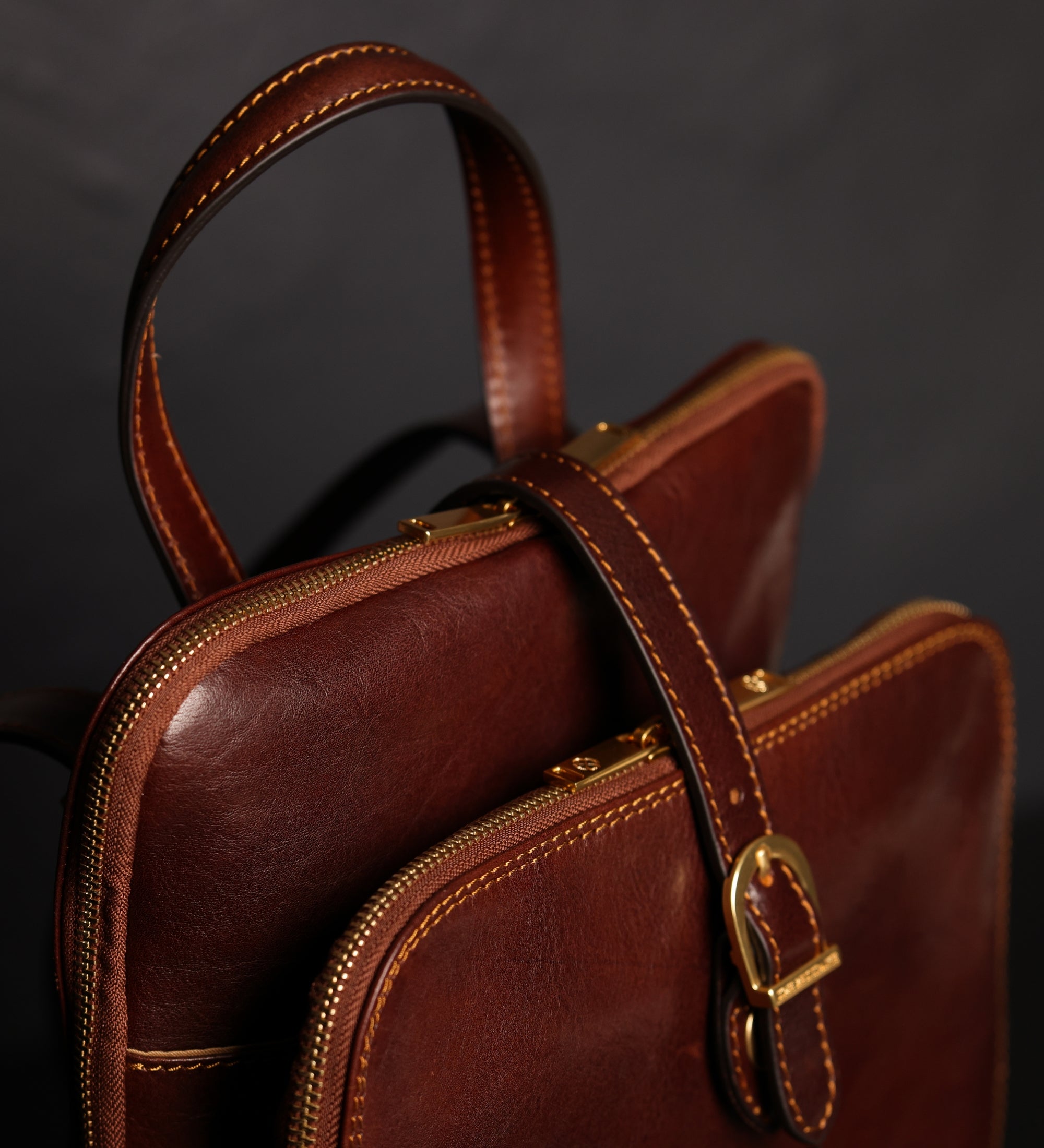 Bolso de hombro/mochila de cuero convertible para mujer: Clarissa