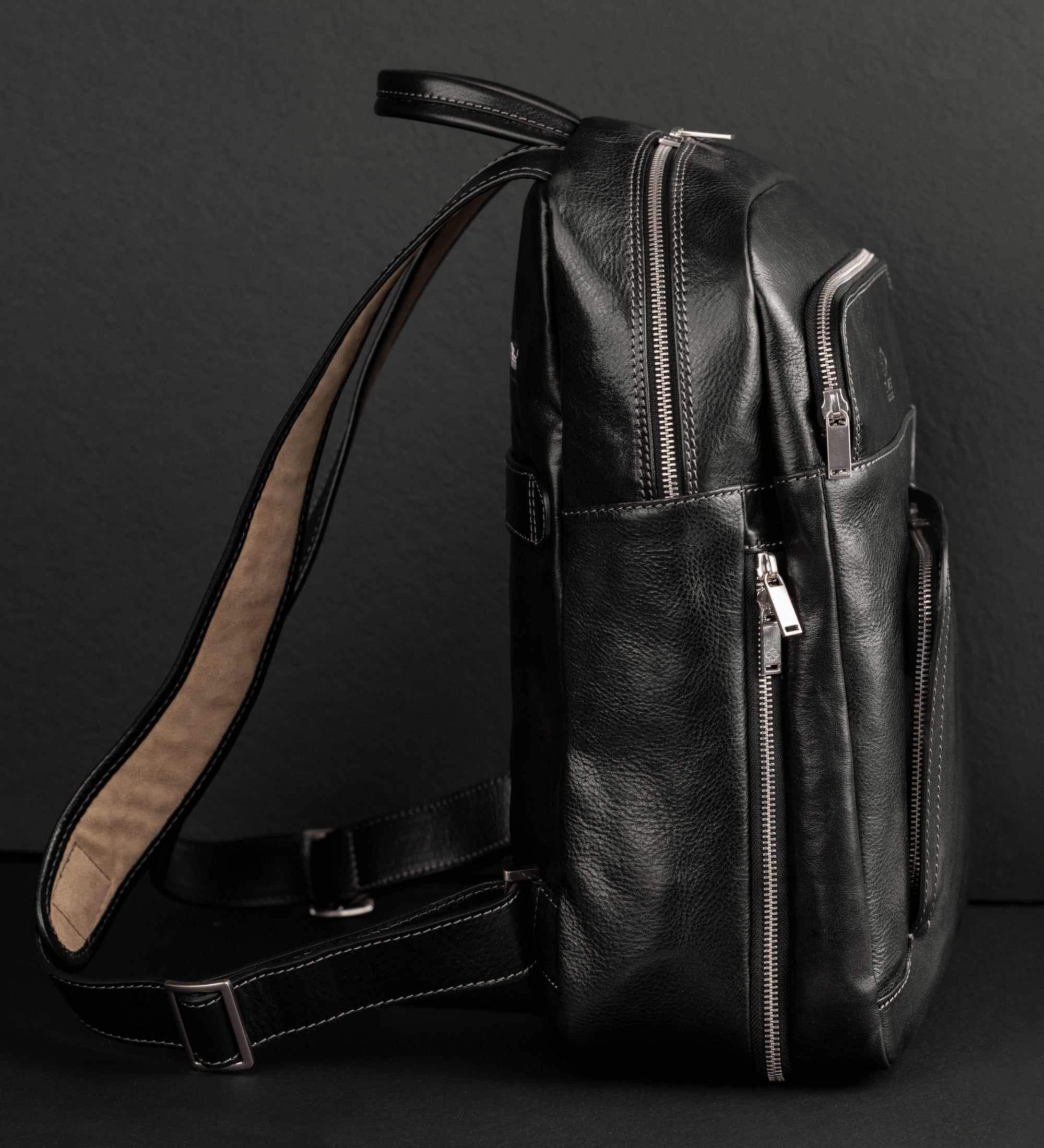 Mochila de viaje de cuero para mujer: L.A. Confidential