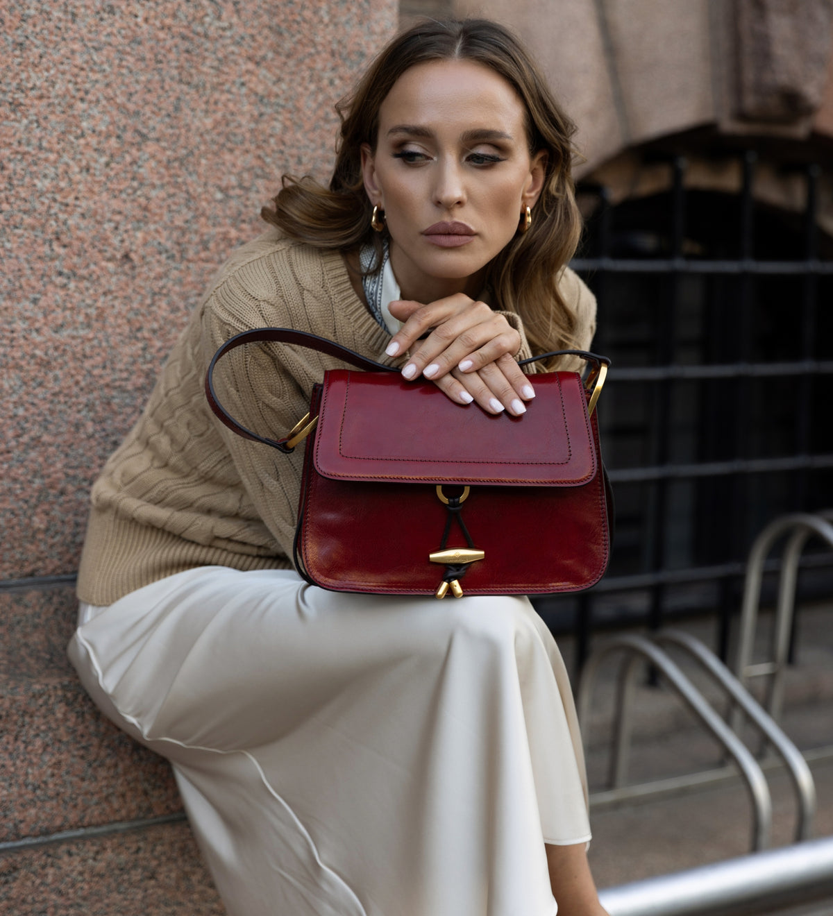 Bolso de cuero con solapa para mujer: Possession