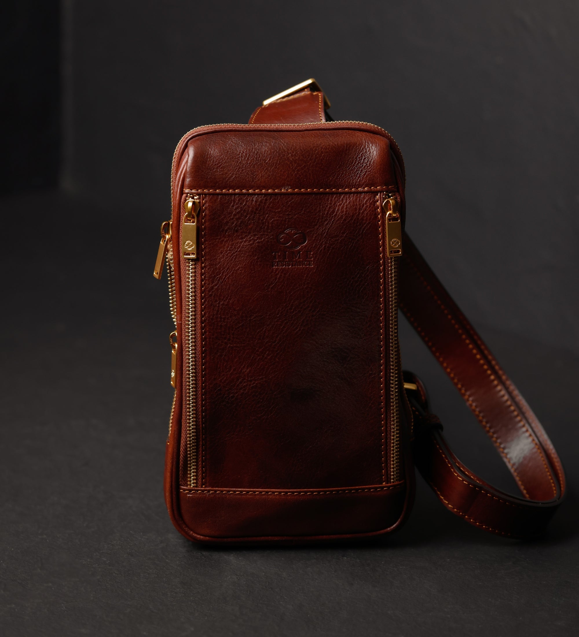 Riñonera cruzada/sling bag de cuero: Kim