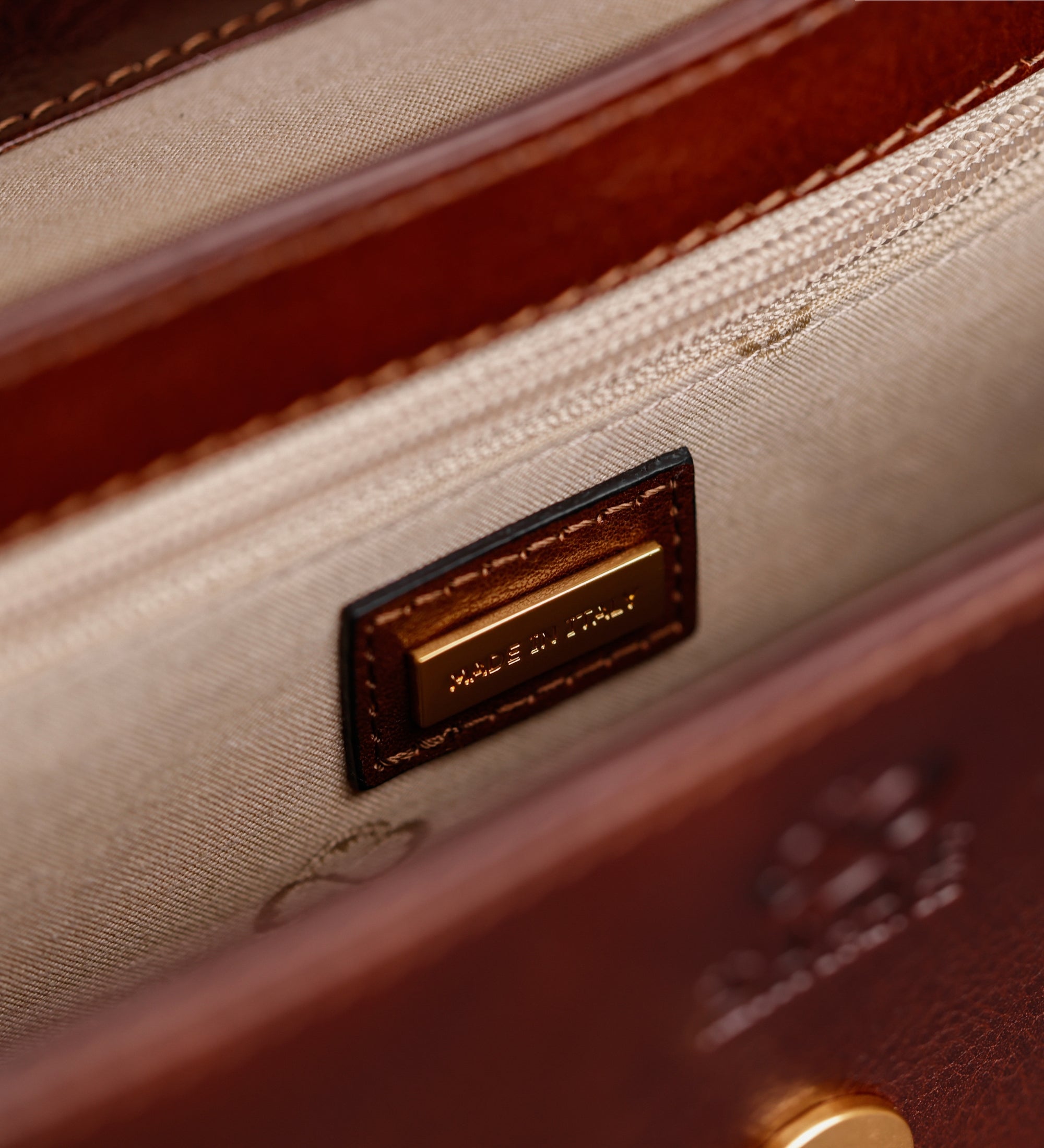 Bolso de mano baguette de cuero: Bright Lights, Big City