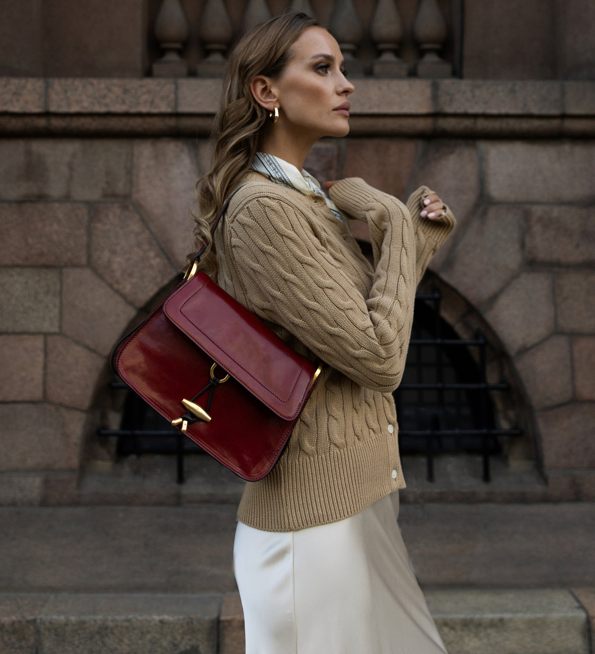Bolso de cuero con solapa para mujer: Possession