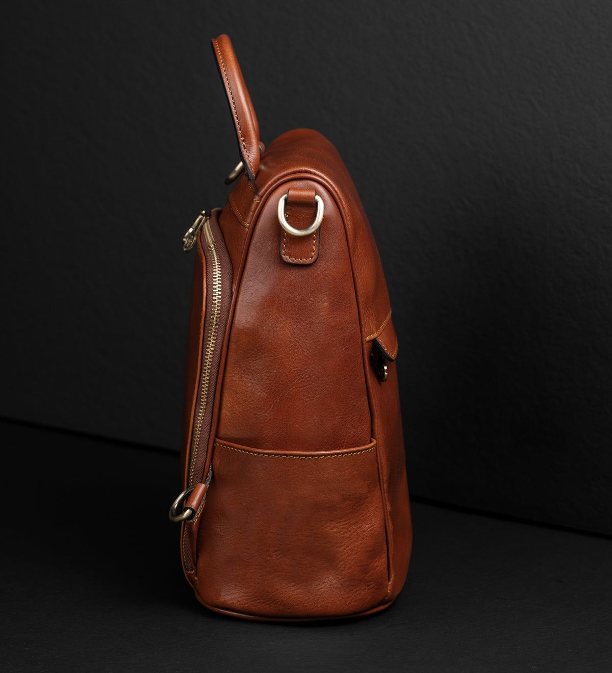 Bolso de hombro/mochila convertible de cuero marrón coñac para mujer: The Waves