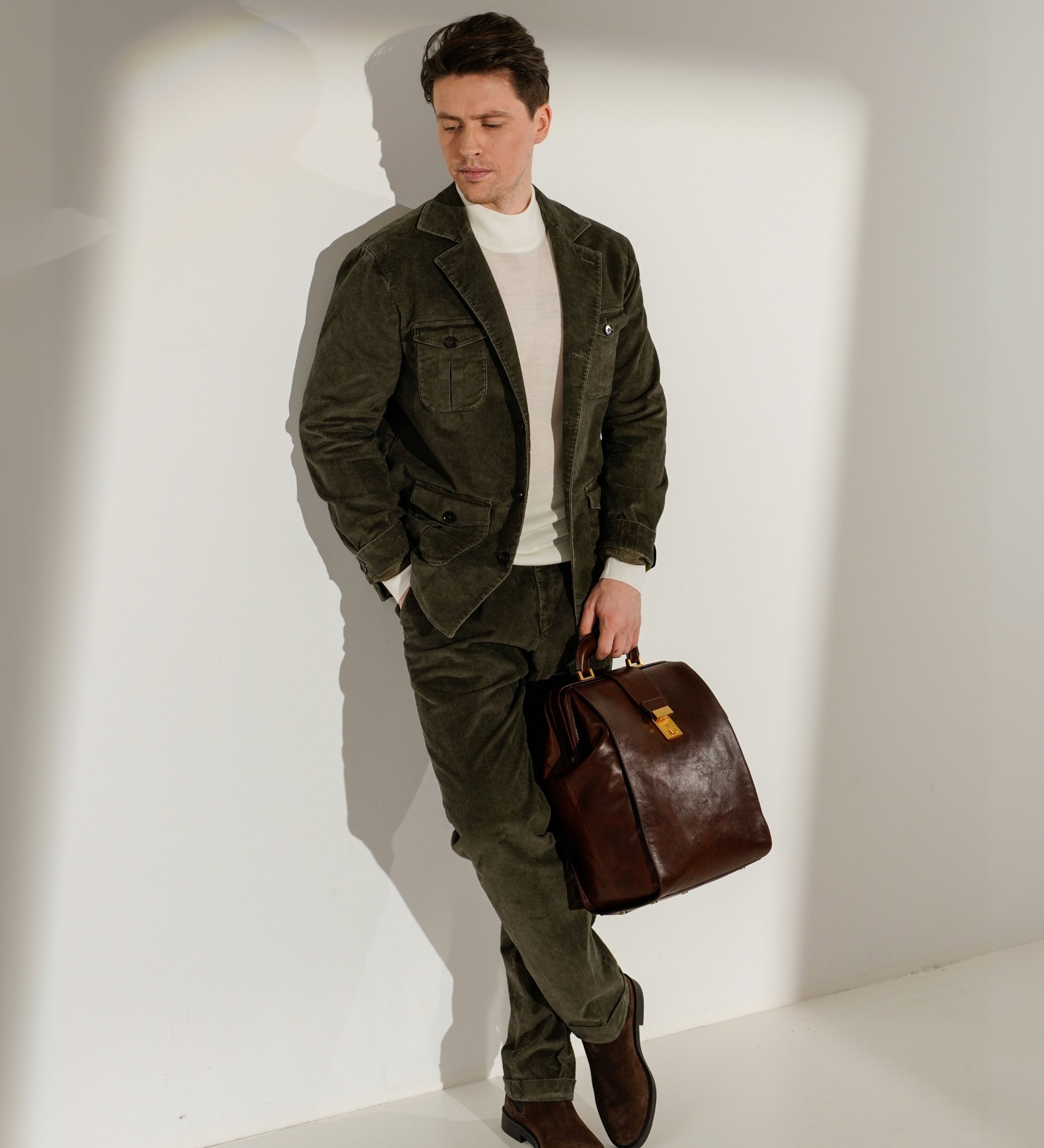 Mochila de cuero: A Brief Story of Time