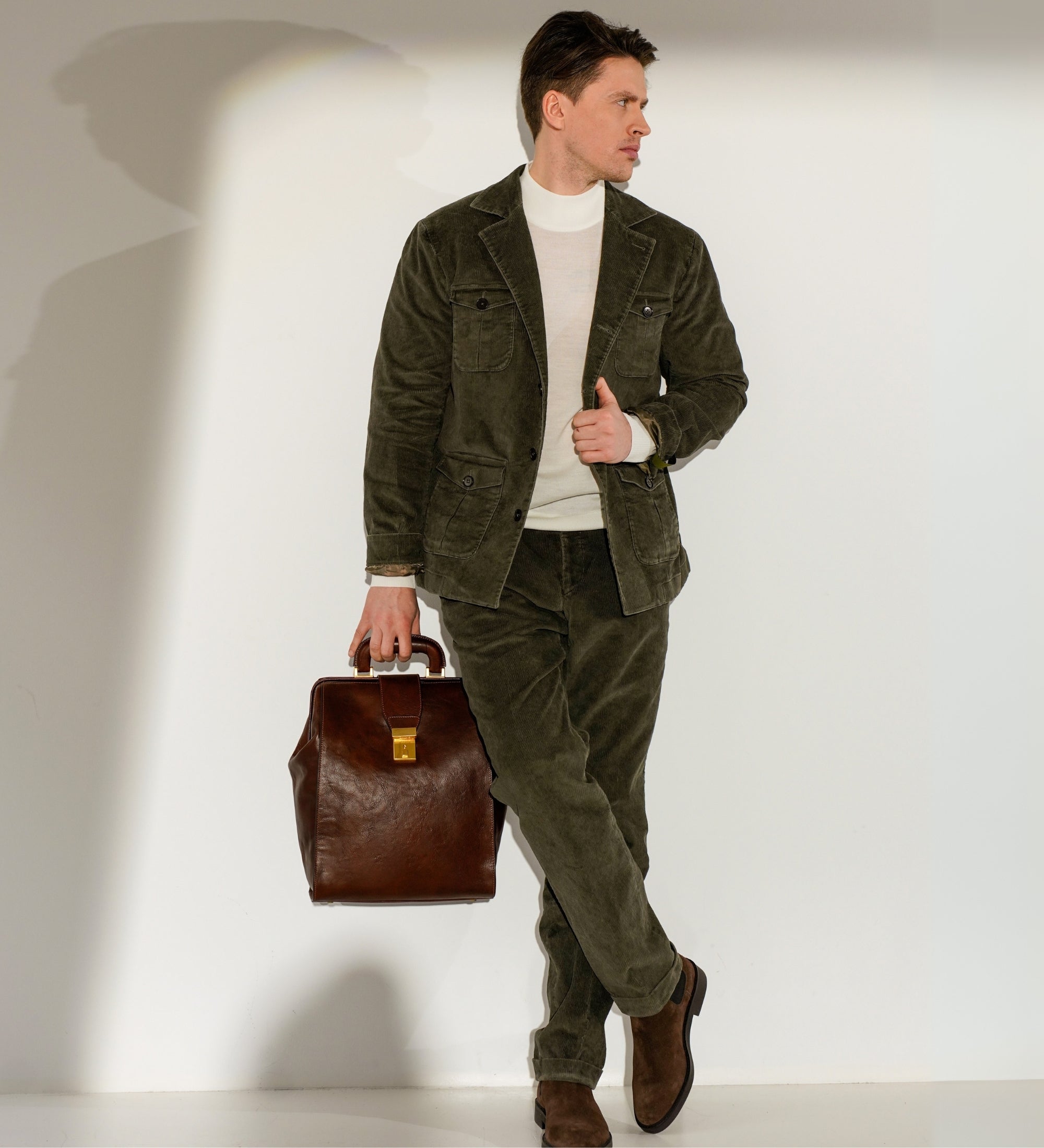 Mochila de cuero: A Brief Story of Time