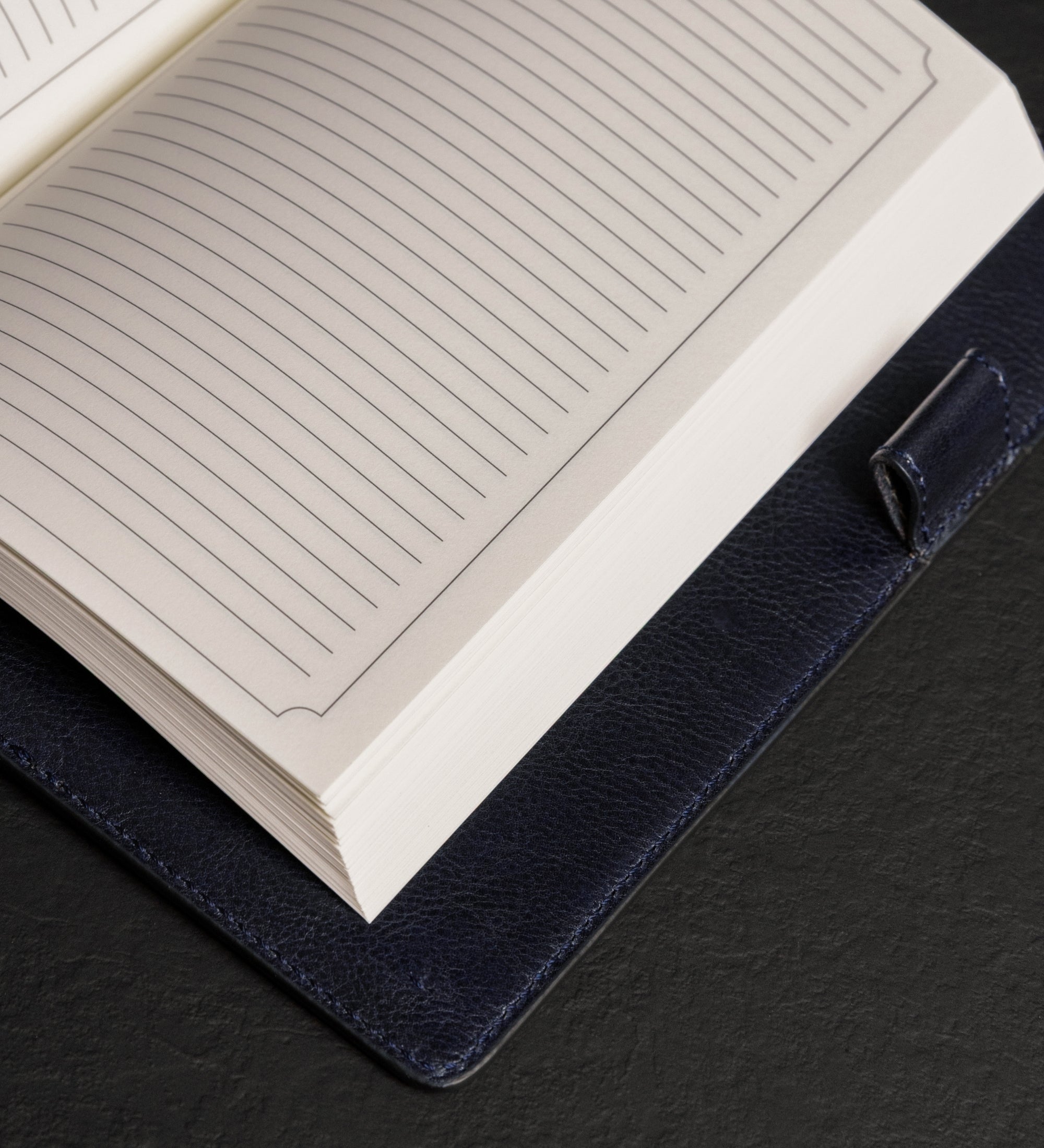 Cuaderno personal de cuero para mujer con bloc de notas A5 recargable: The Diary of a Nobody