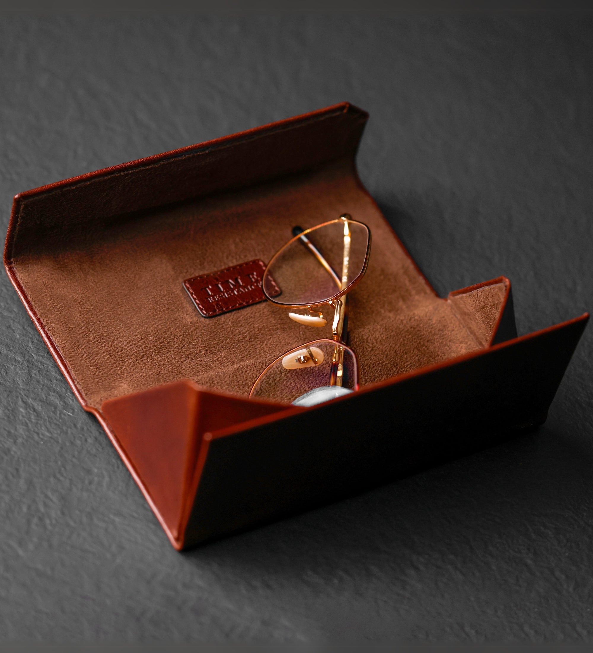 Estuche de cuero plegable para gafas: The Riddle of the Sands