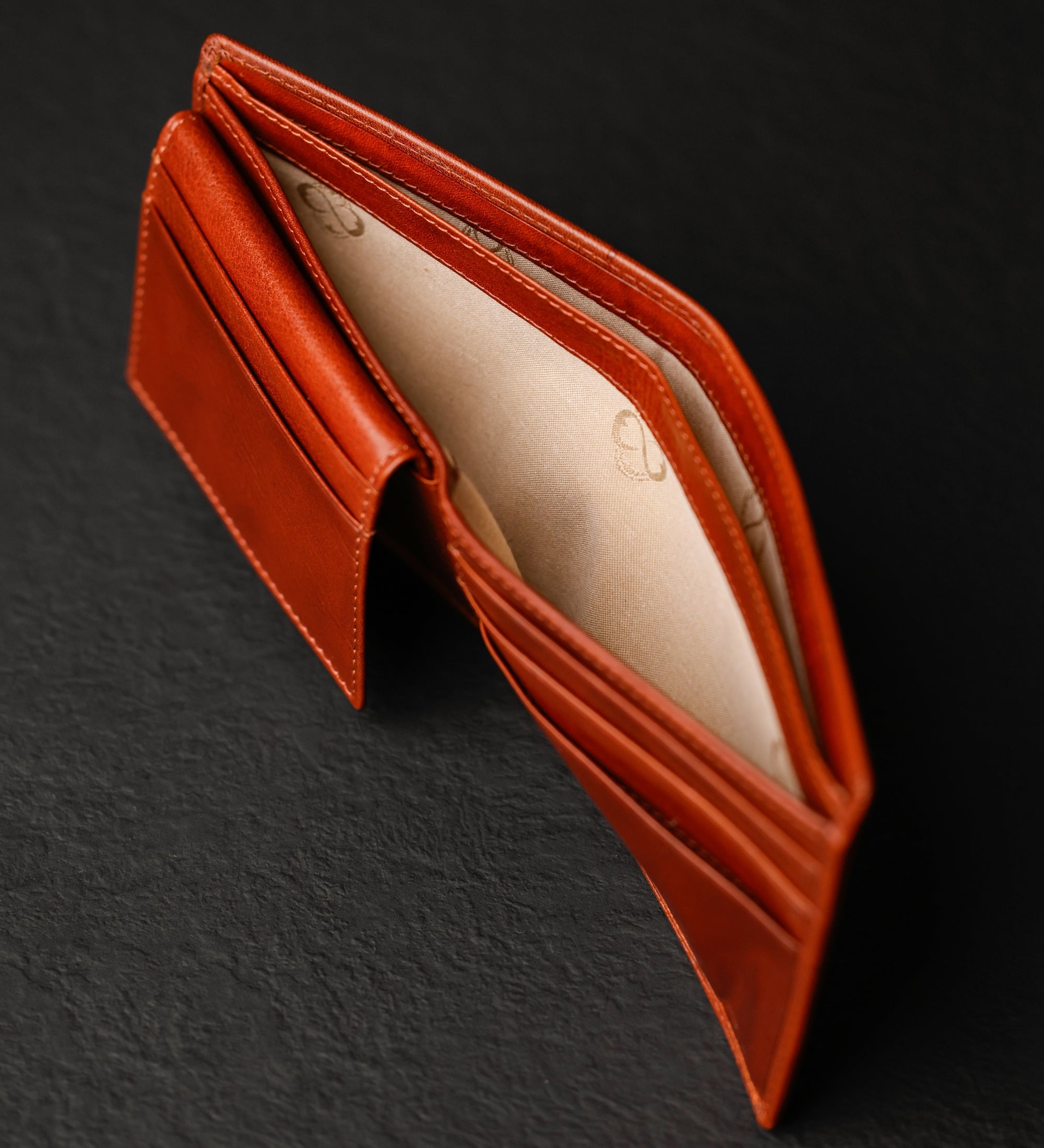 Cartera de cuero de doble compartimento: Poetic Justice