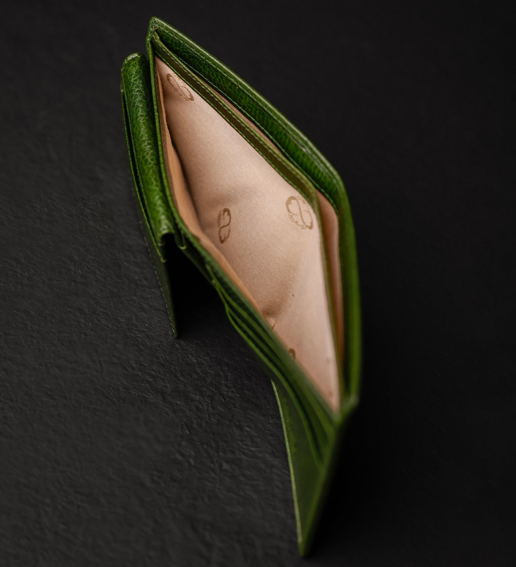 Cartera de cuero de doble compartimento: Poetic Justice