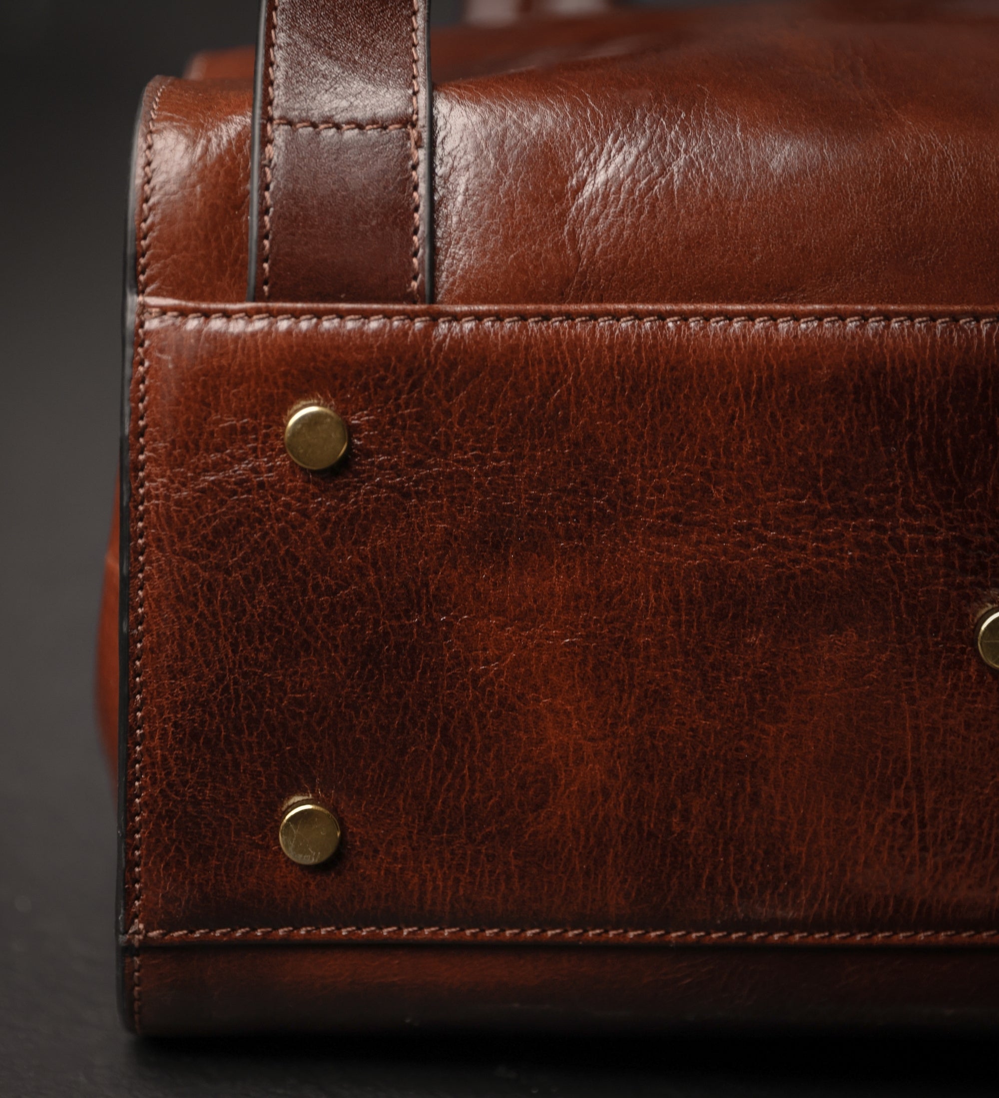 Mochila de cuero: A Brief Story of Time