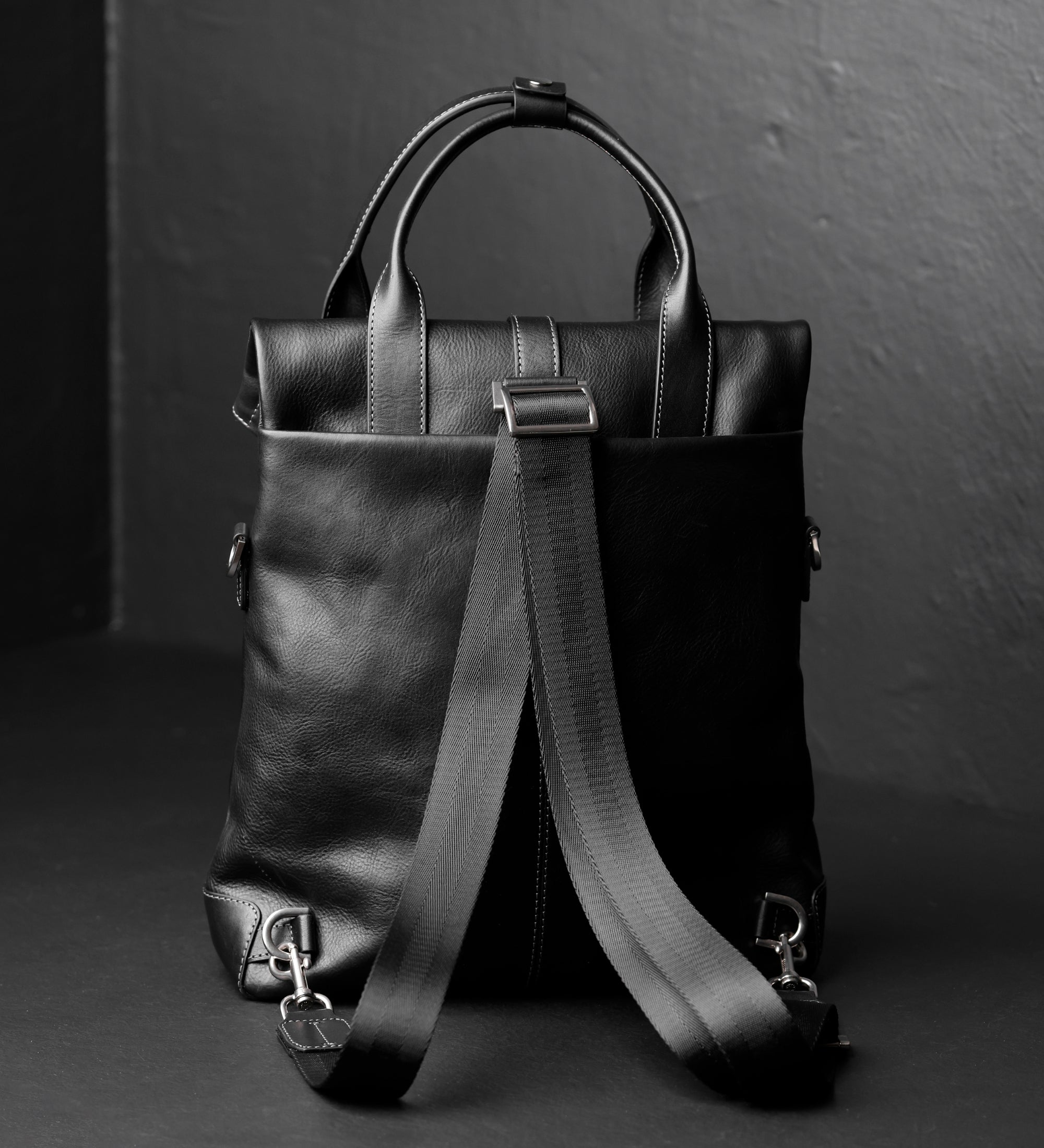 Bolso de hombro/mochila de cuero convertible para mujer: The Awakening