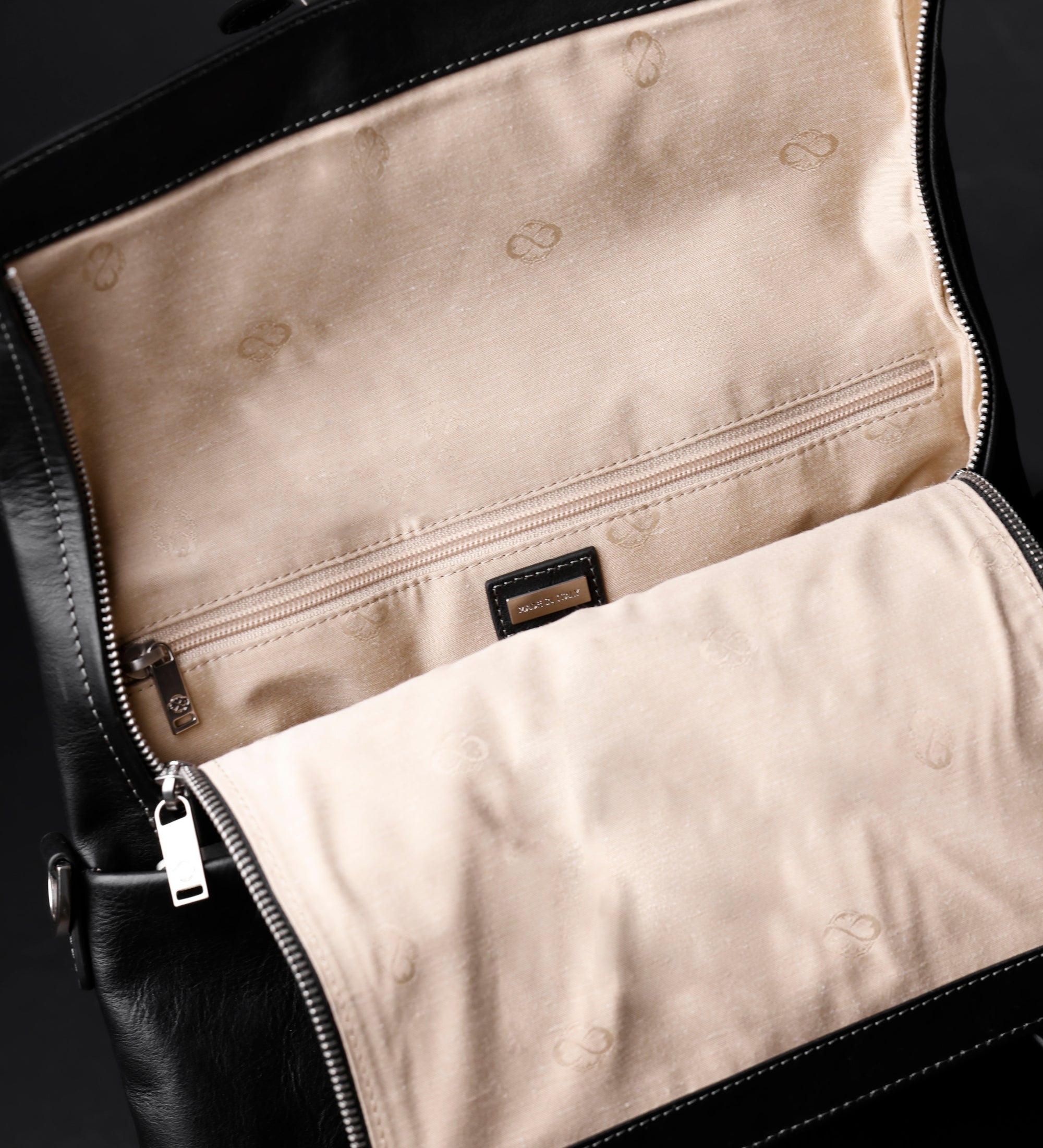 Bolso de hombro/mochila de cuero convertible para mujer: The Awakening