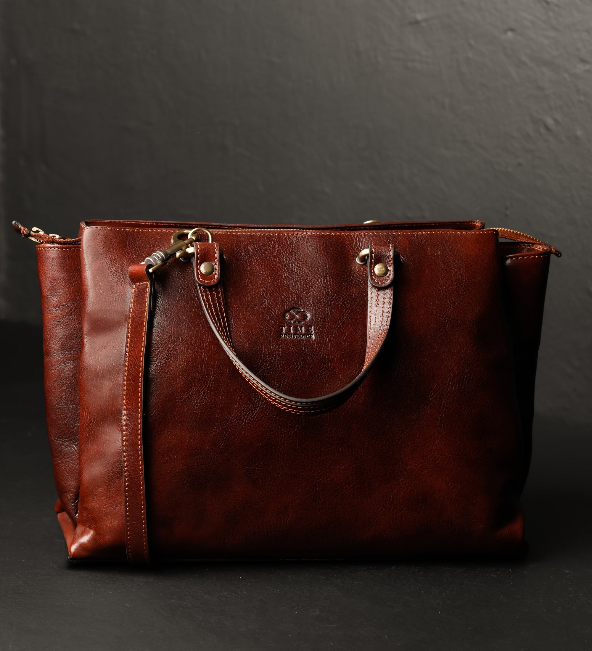 Bolso de hombro, bolso tote de cuero para mujer: The Scarlet Letter