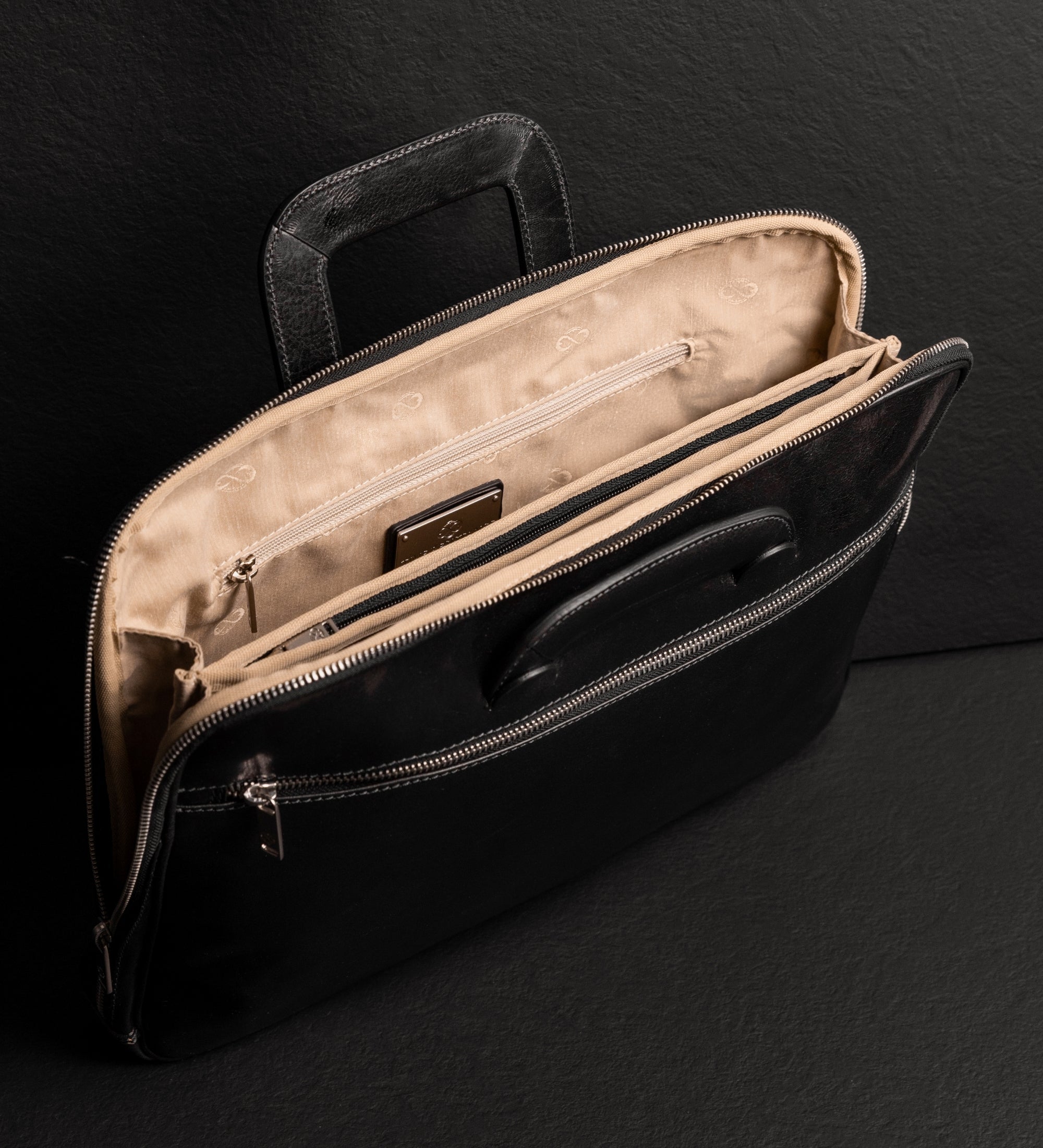 Bolso para portátil/maletín de cuero para mujer: Brave New World