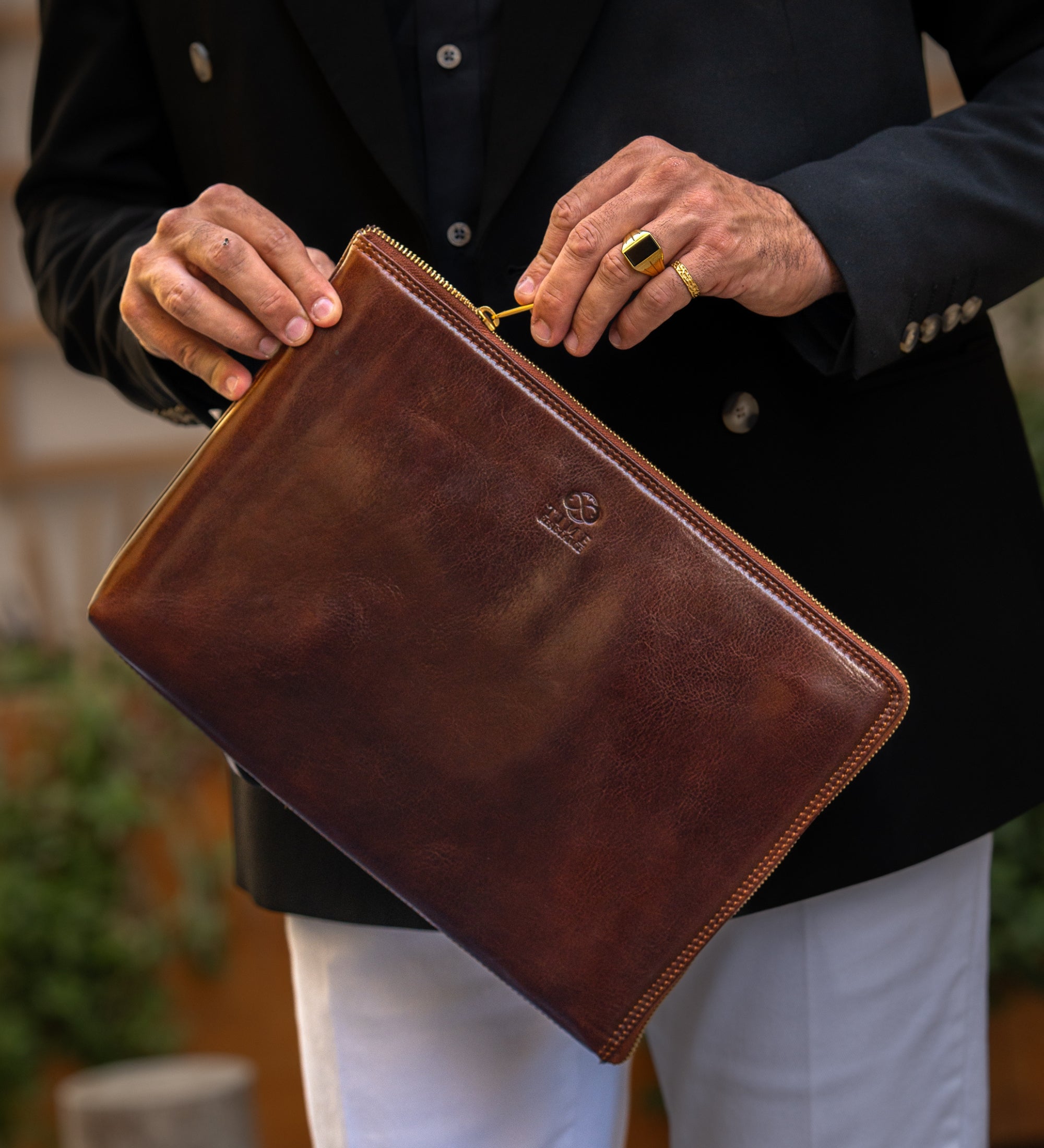 Cartera de mano grande de cuero para hombre: The Brothers Karamazov
