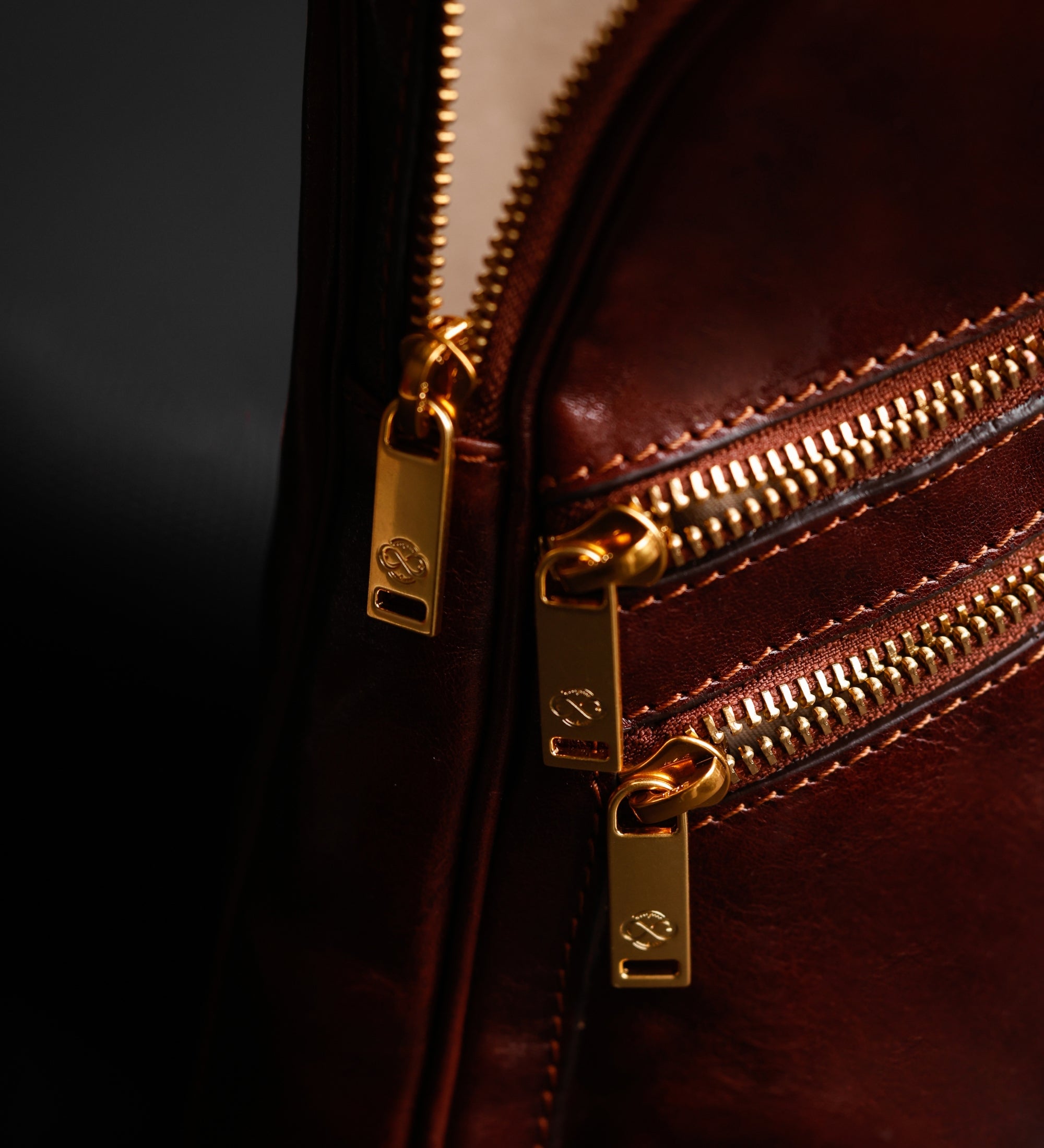 Sling bag de cuero: Catch-22