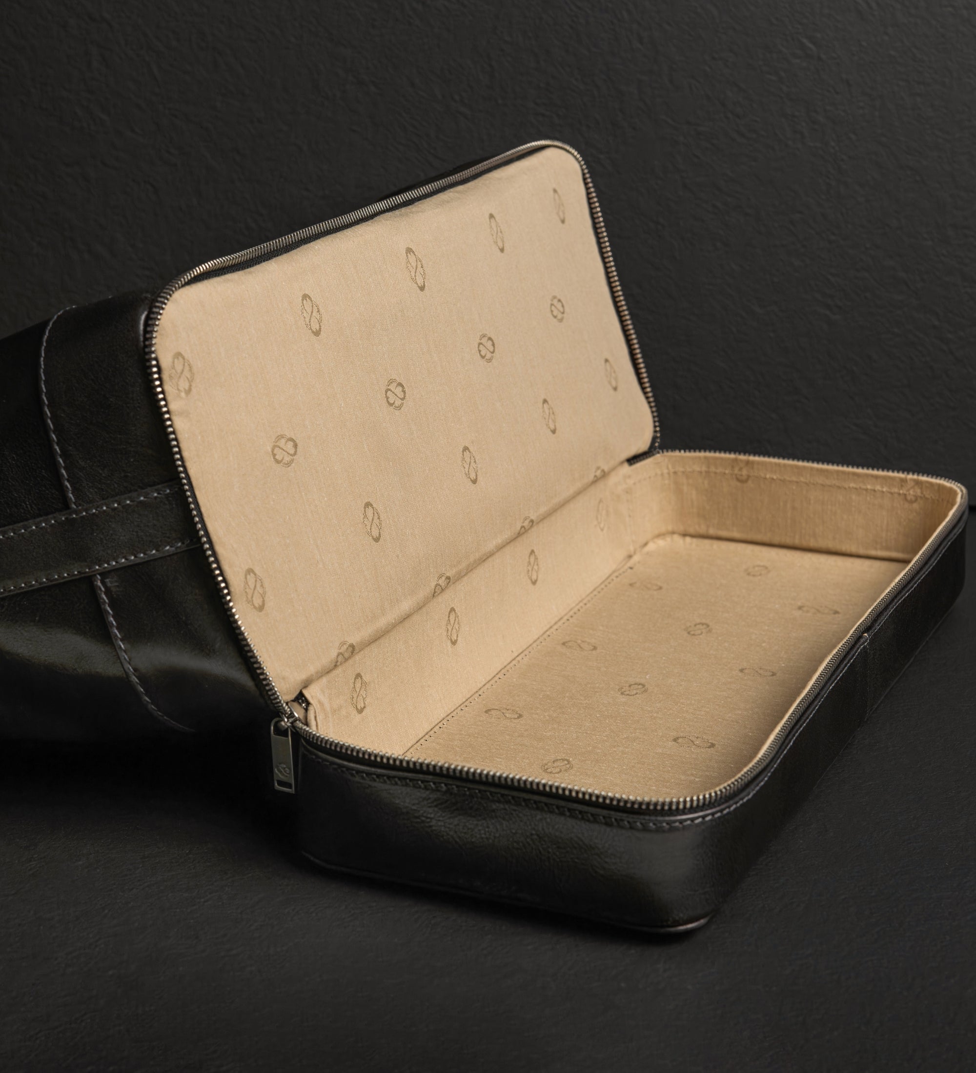 Bolso de médico de cuero italiano grande: The Master and Margarita