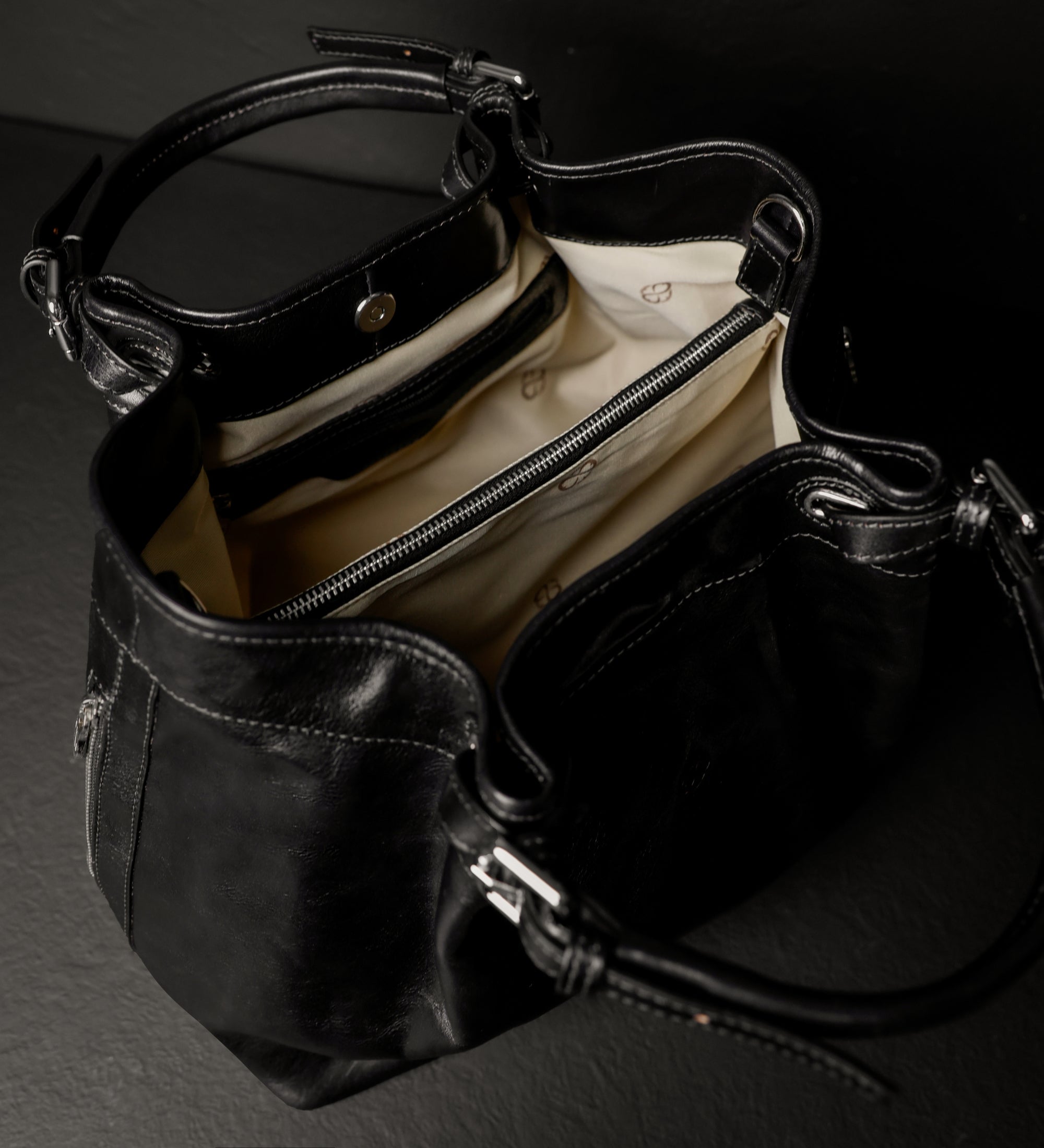 Bolso tote/bolso de mano de cuero para mujer: The Betrothed