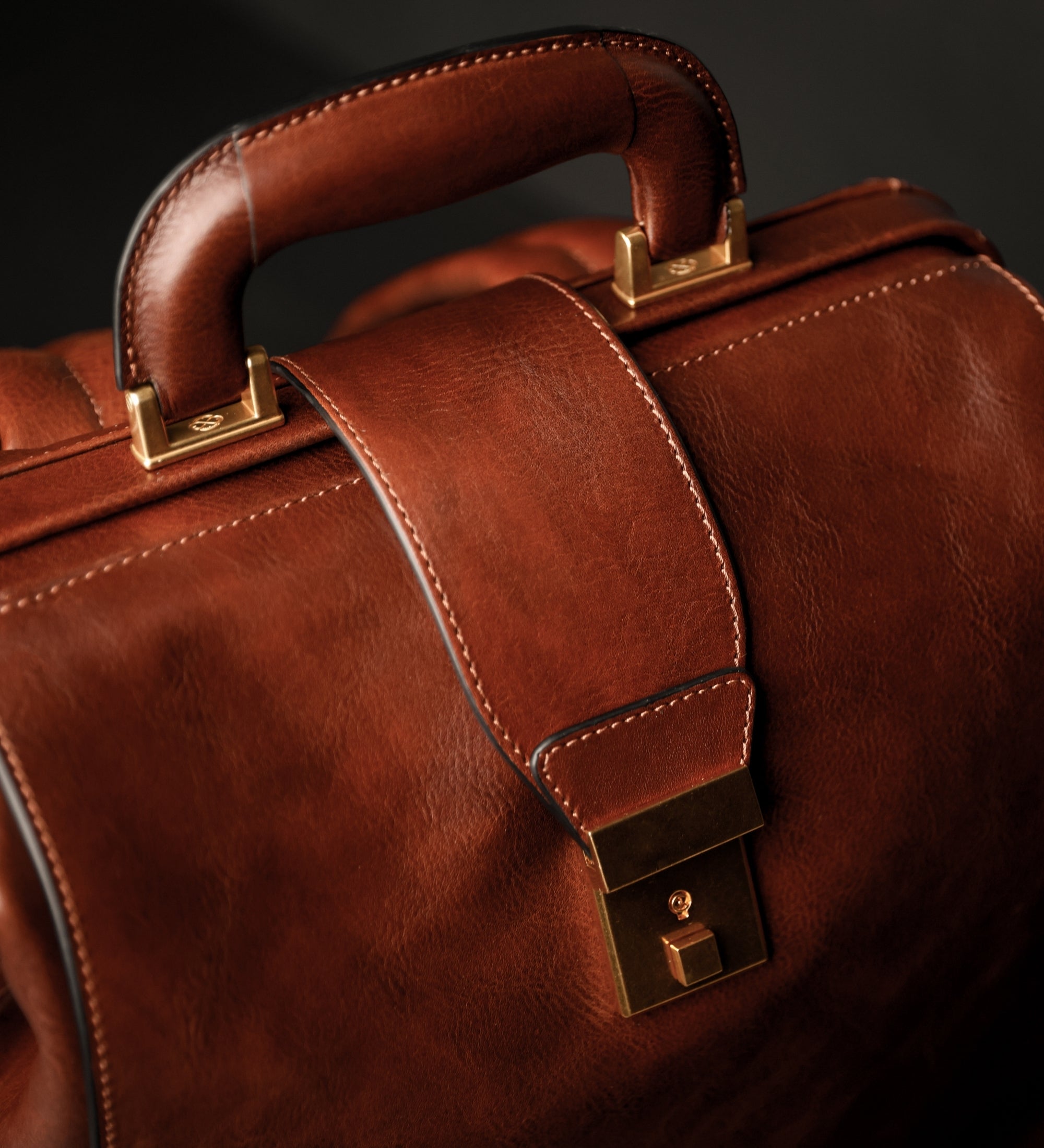 Mochila de cuero: A Brief Story of Time