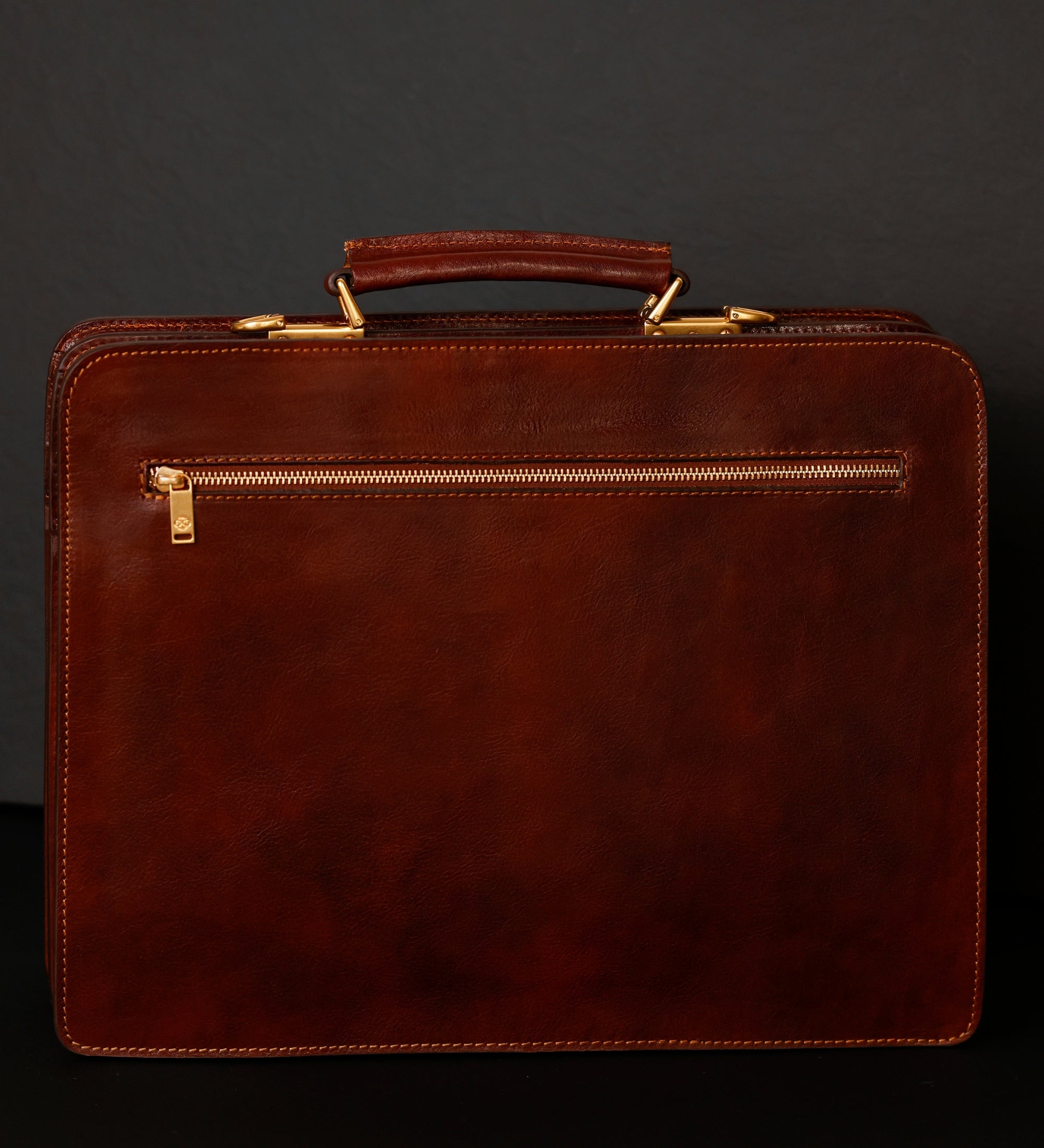 Maletín, bolso tipo satchel de cuero: The Prophet