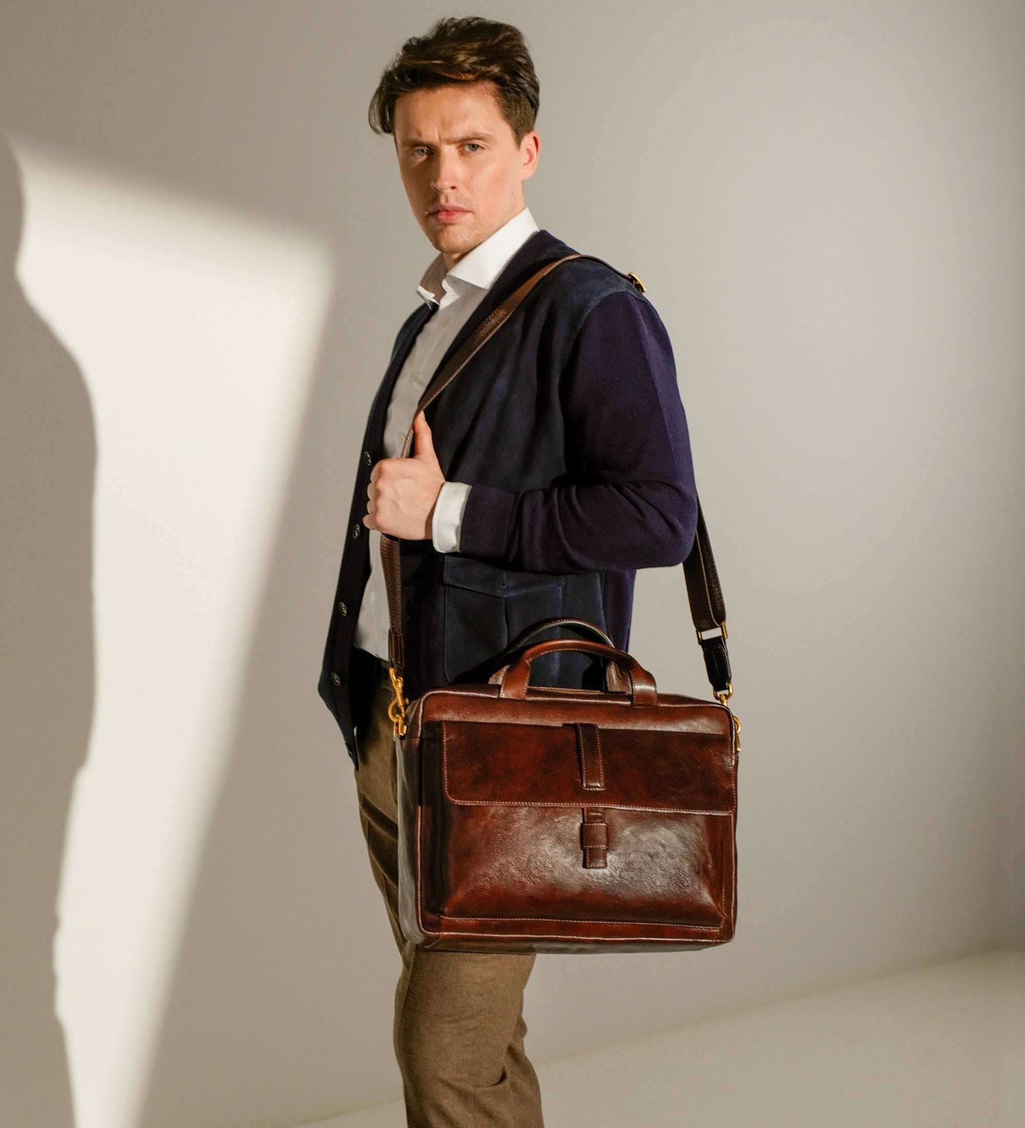 Bolso para portátil/maletín de cuero grande: The Chateau