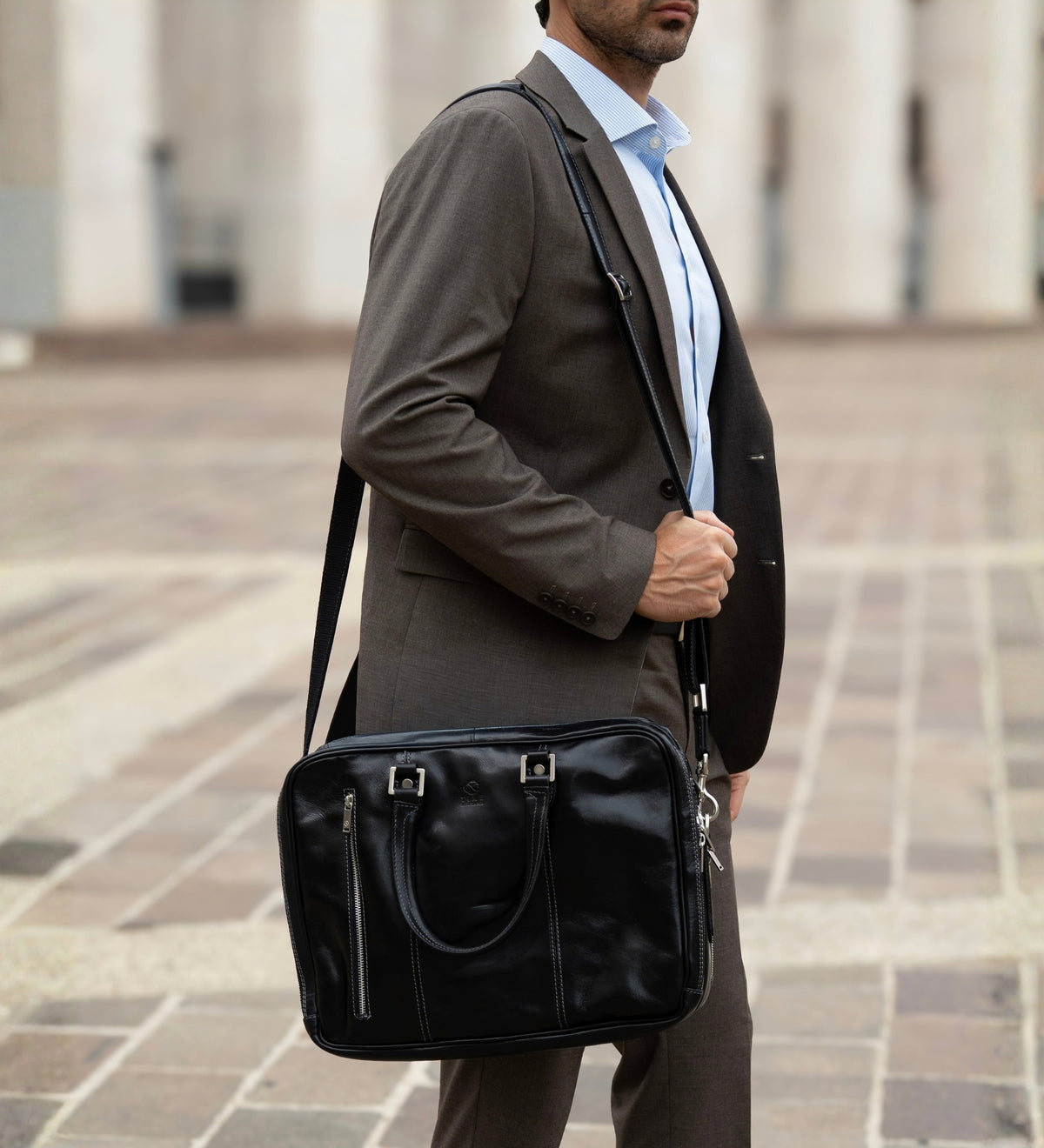 Mochila maletín convertible de cuero: A Farewell to Arms
