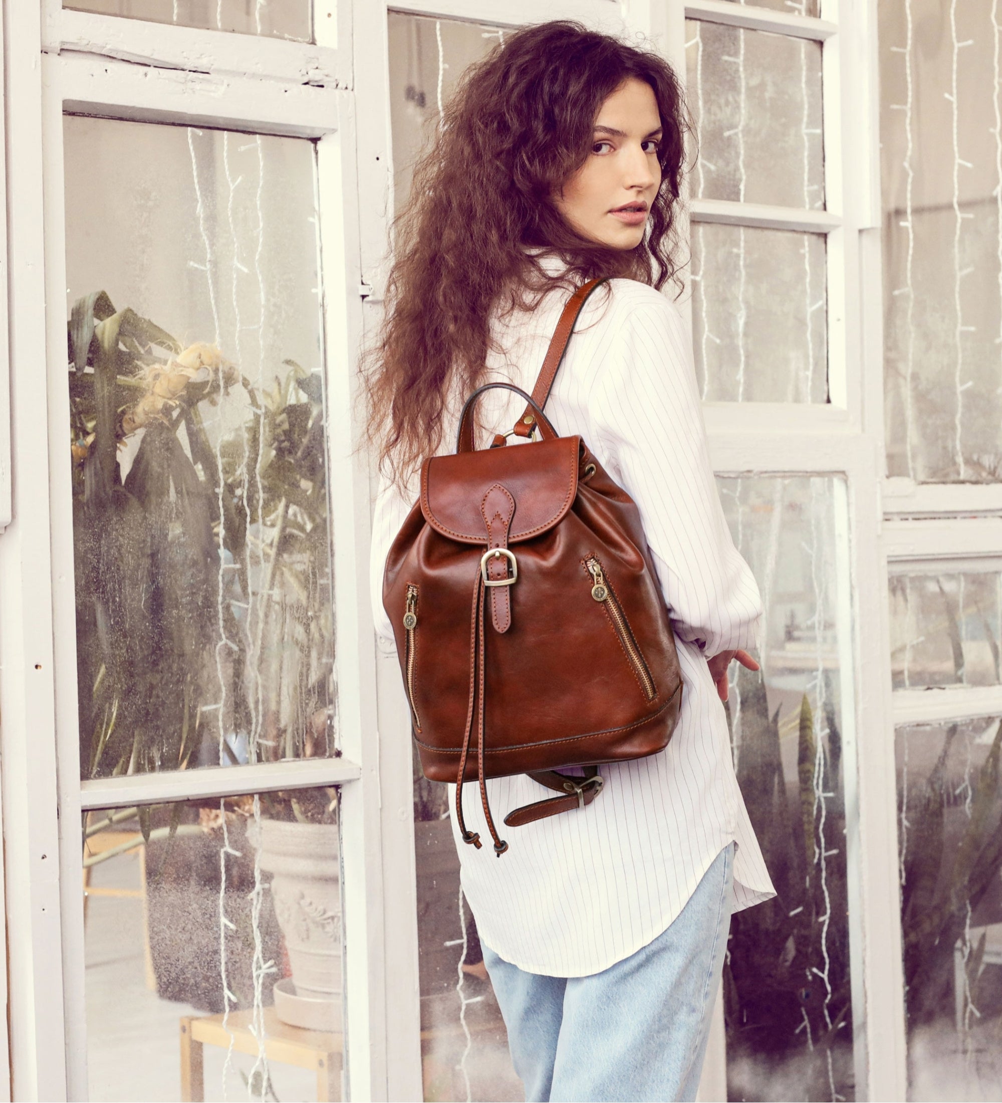 Mochila de cuero para mujer: White Noise