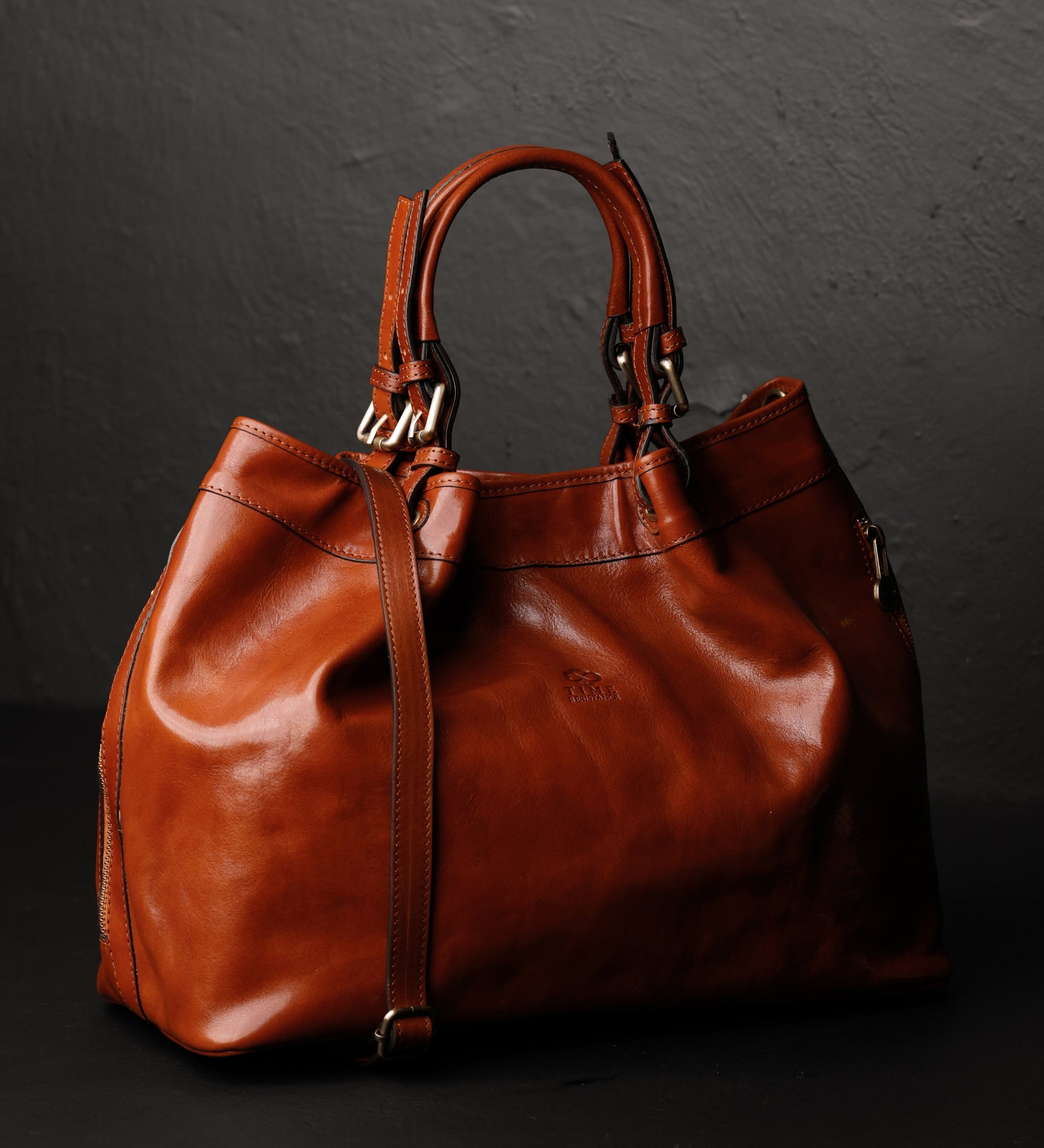 Bolso tote/bolso de mano de cuero para mujer: The Betrothed